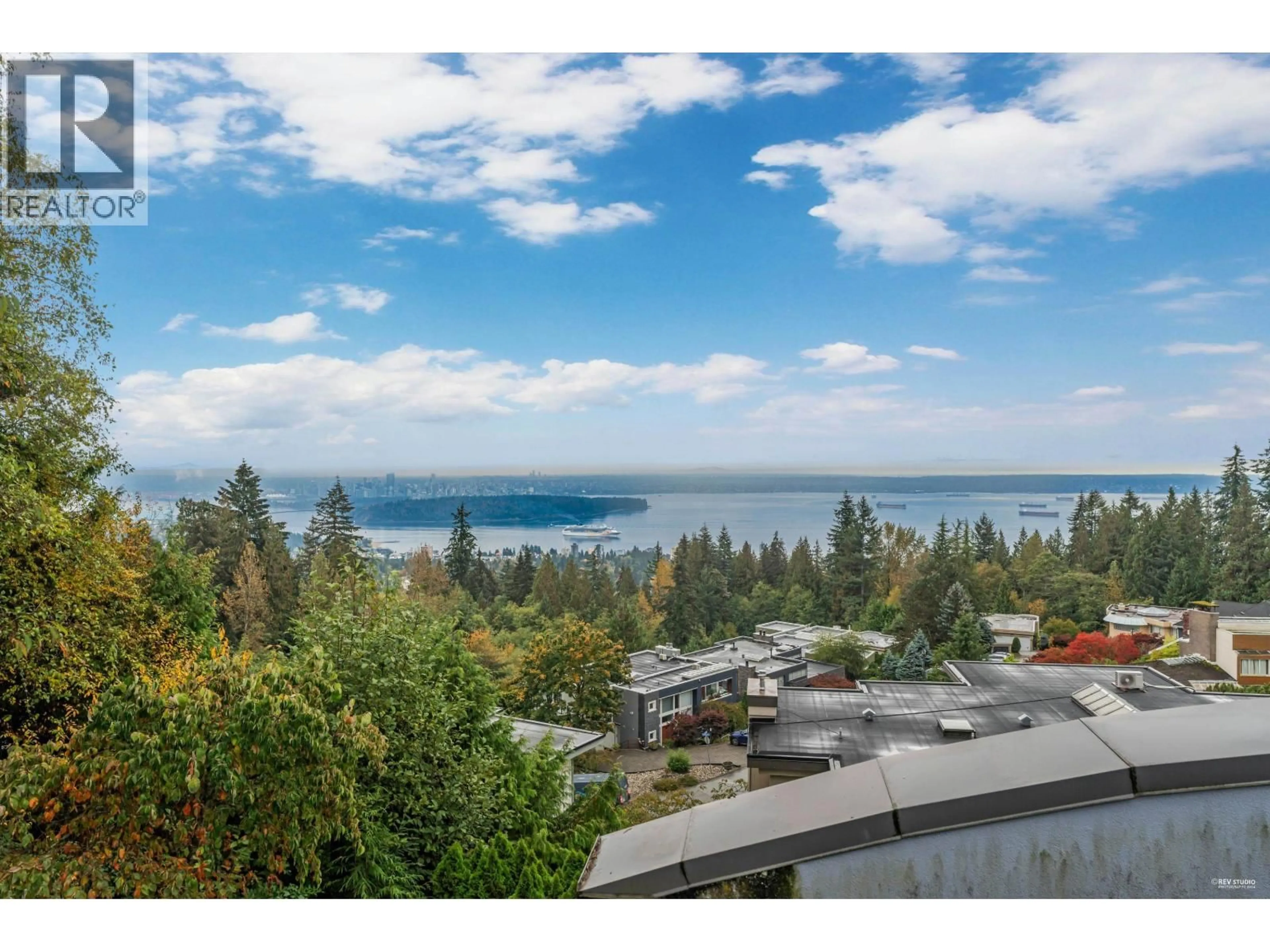 A pic from outside/outdoor area/front of a property/back of a property/a pic from drone, water/lake/river/ocean view for 2617 WESTHILL WAY, West Vancouver British Columbia V7S3G9