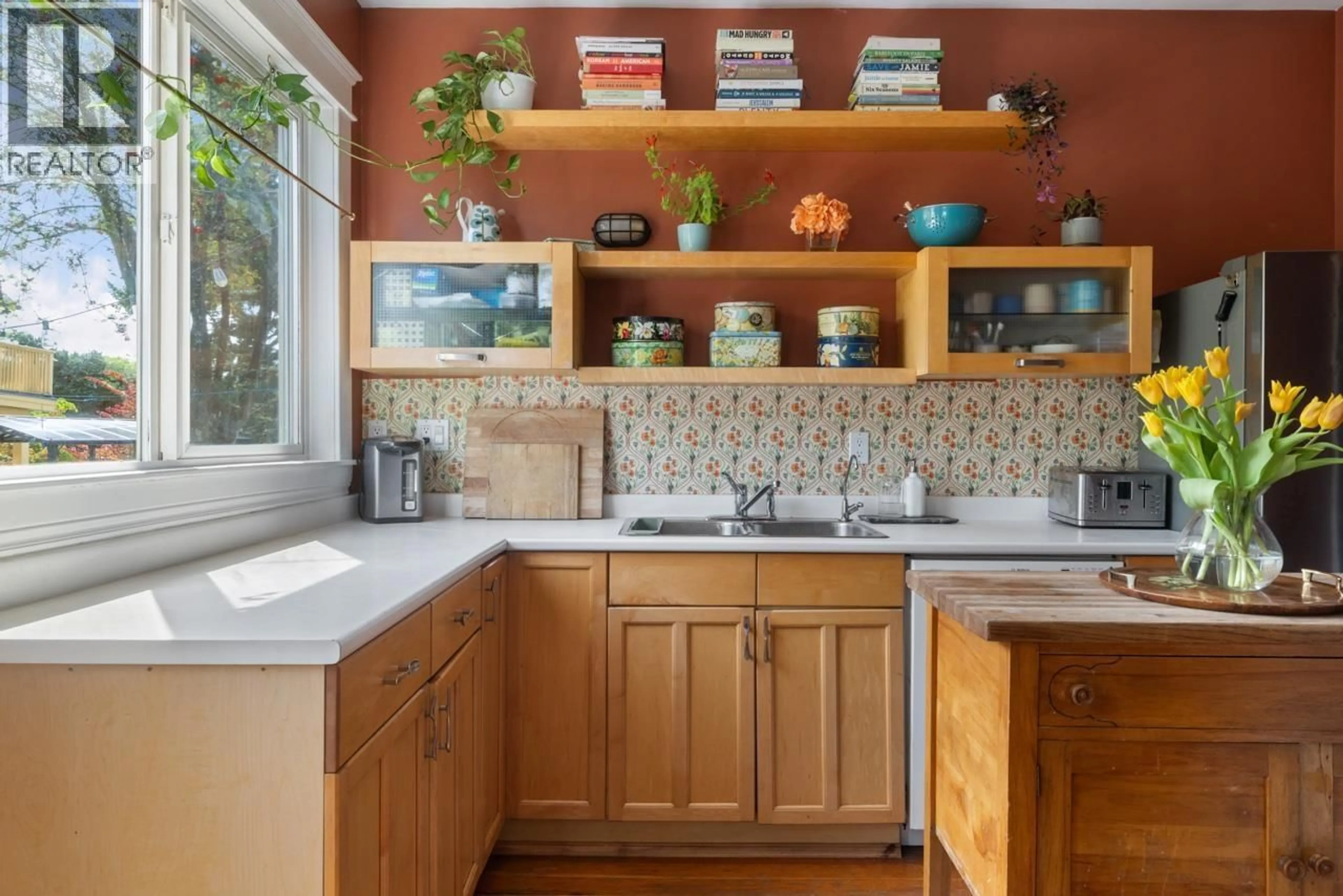Contemporary kitchen, ceramic/tile floor for 3432 ST. CATHERINES STREET, Vancouver British Columbia V5V4K8