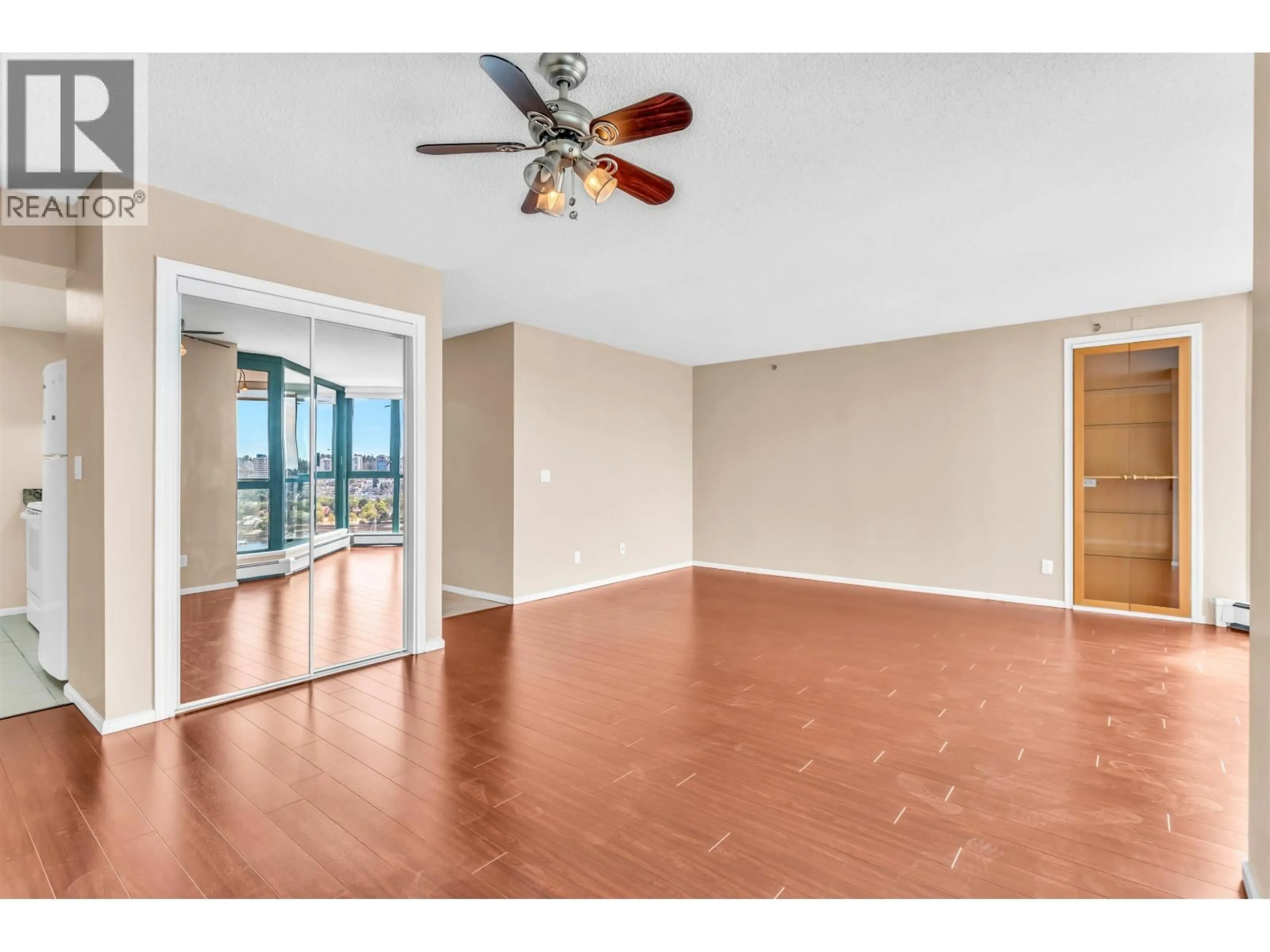 A pic of a room for 1802 - 289 DRAKE STREET, Vancouver British Columbia V6B5Z5