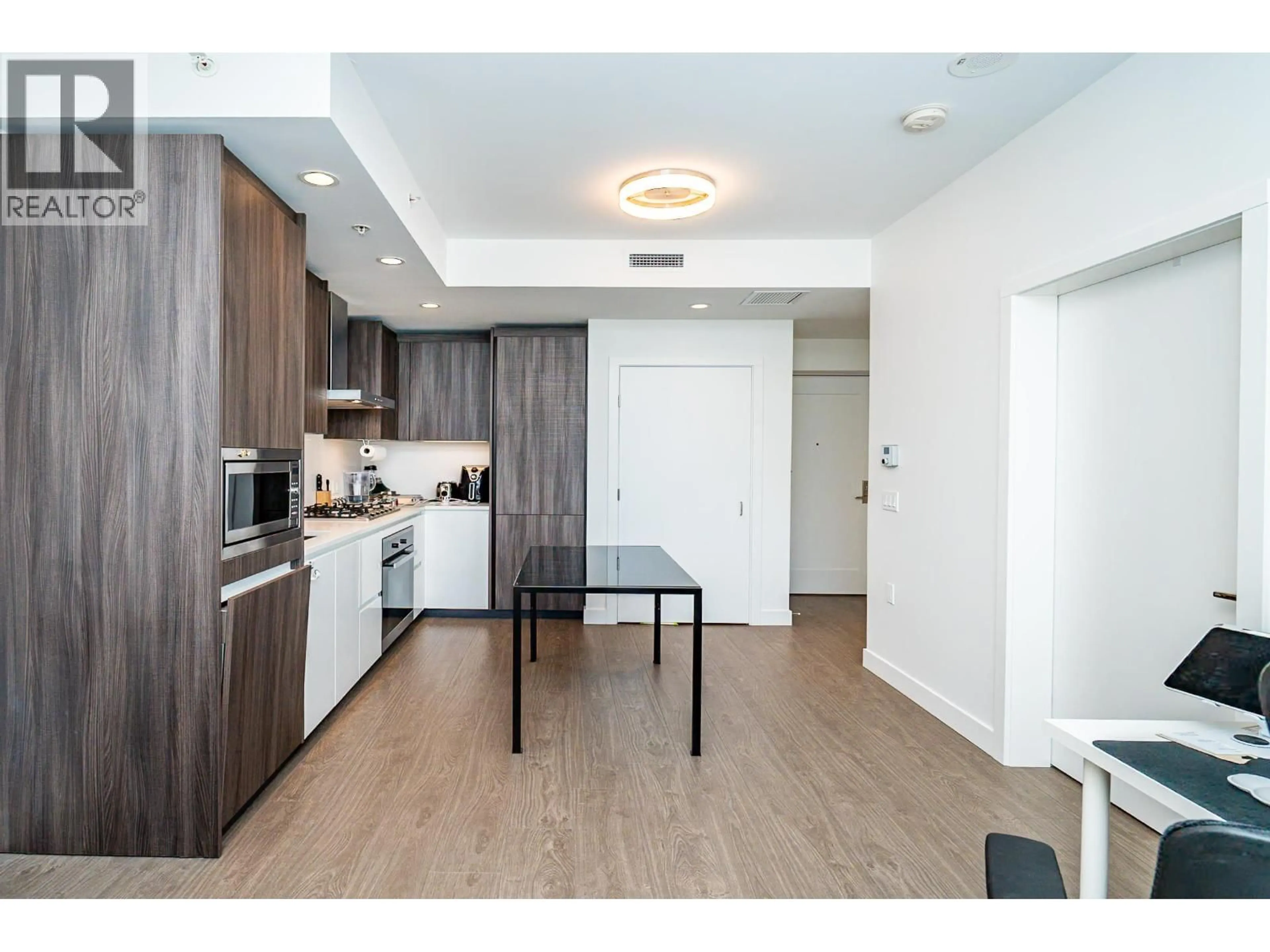Unknown for 1404 - 6328 NO. 3 ROAD, Richmond British Columbia V6Y0L6