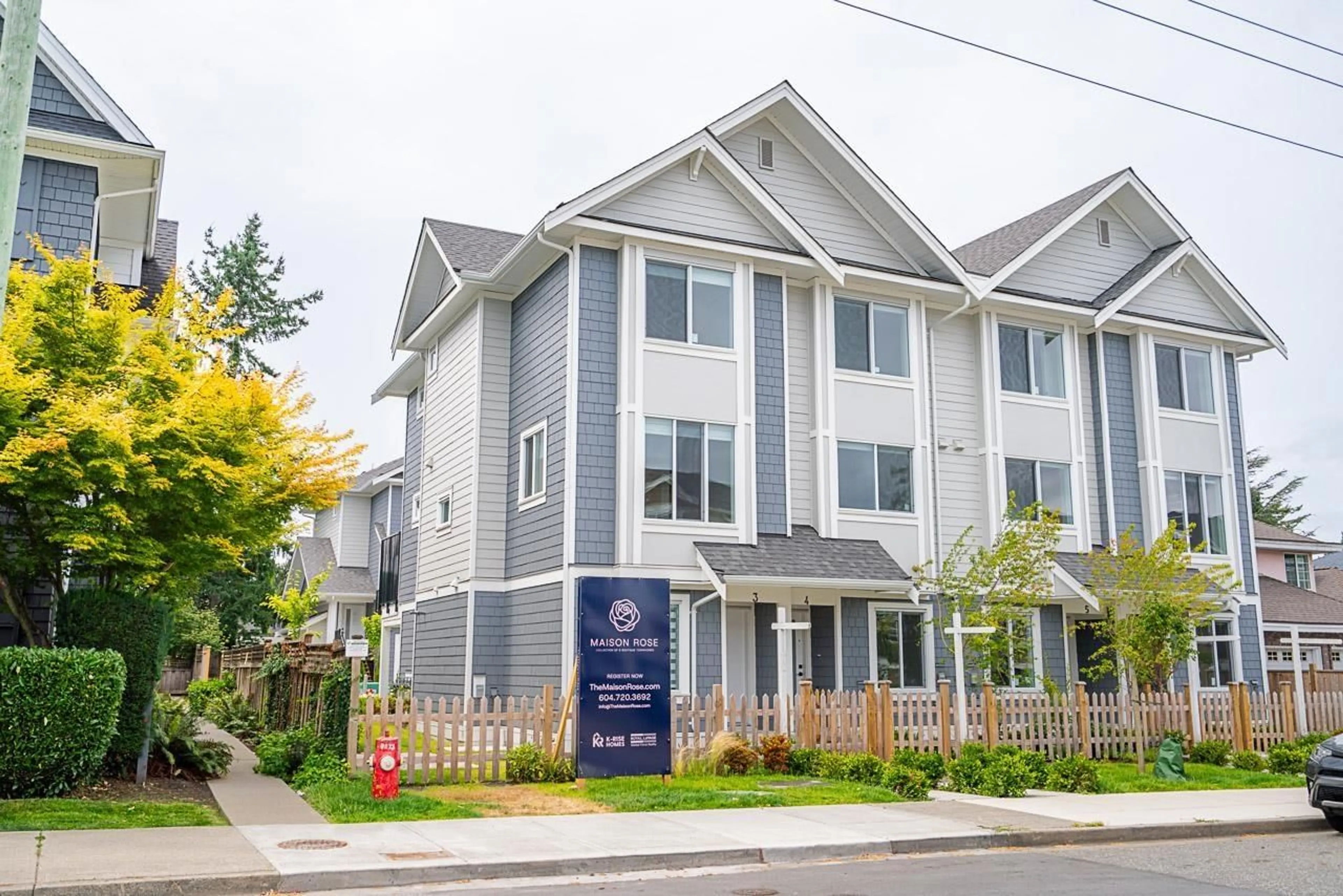 Home with vinyl exterior material, street for 4 - 2525 156, Surrey British Columbia V3V7P2