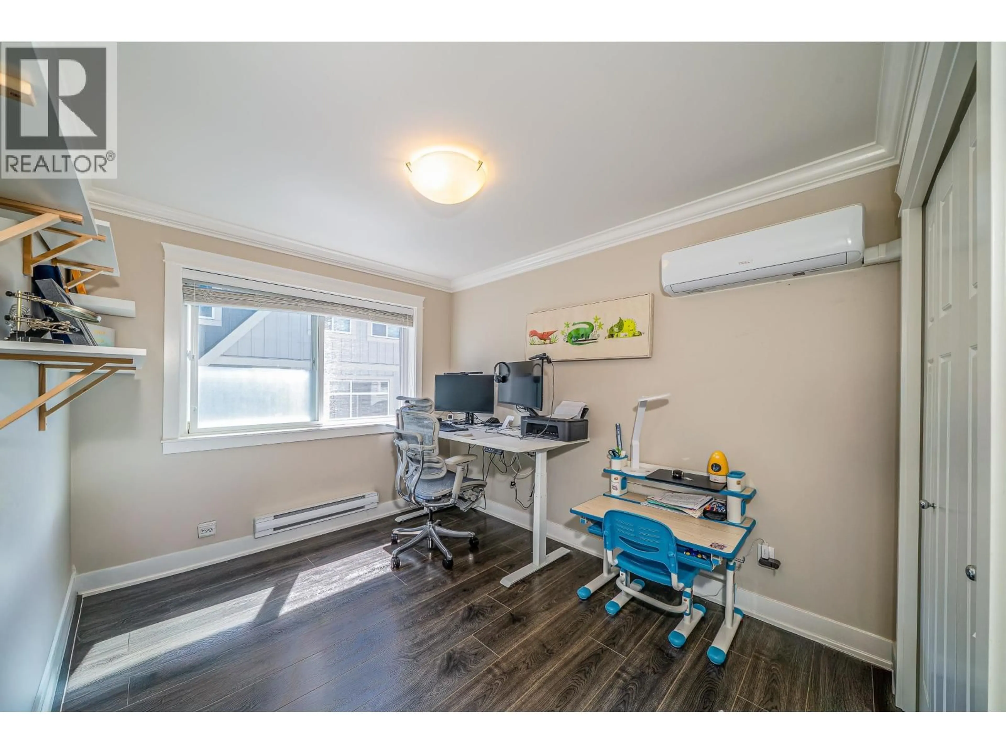 A pic of a room for 8 - 6033 WILLIAMS ROAD, Richmond British Columbia V7E1K4