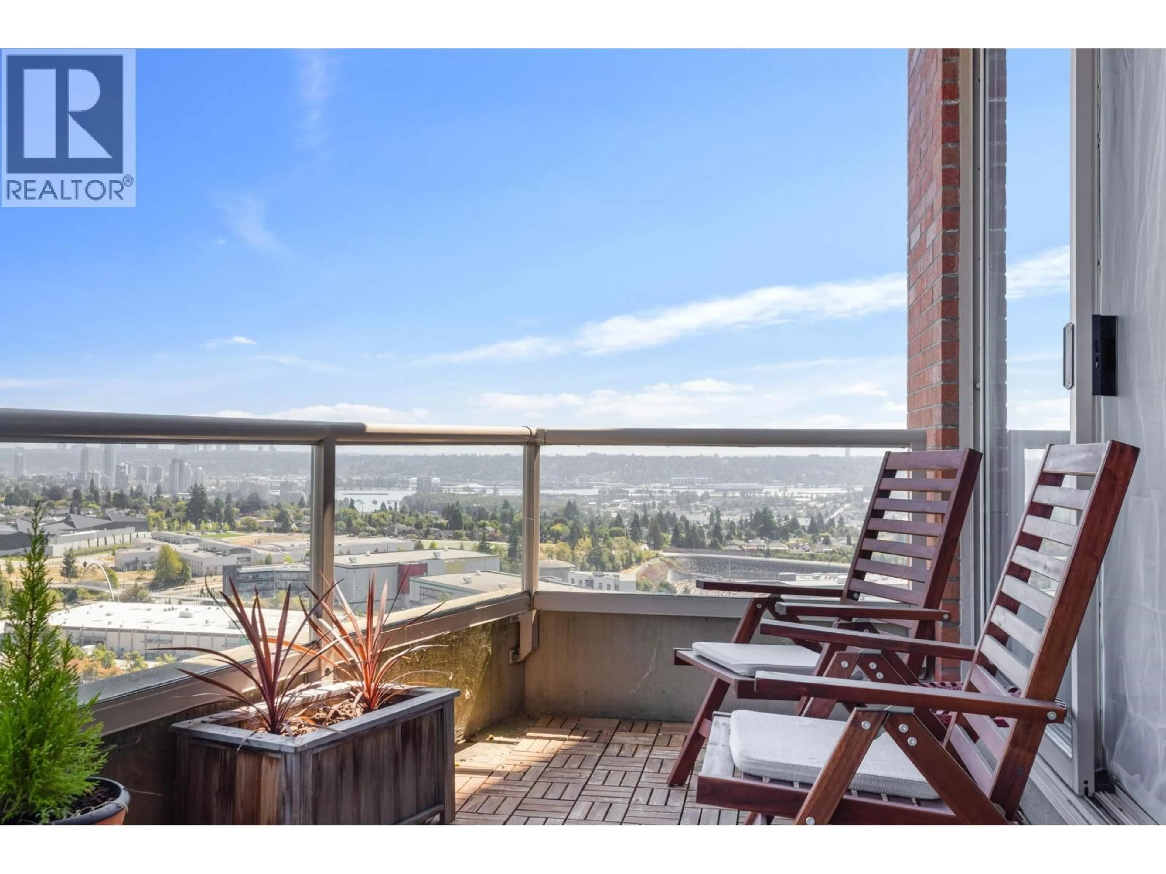 Balcony in the apartment, water/lake/river/ocean view for 2005 - 6888 STATION HILL DRIVE, Burnaby British Columbia V3N4X5