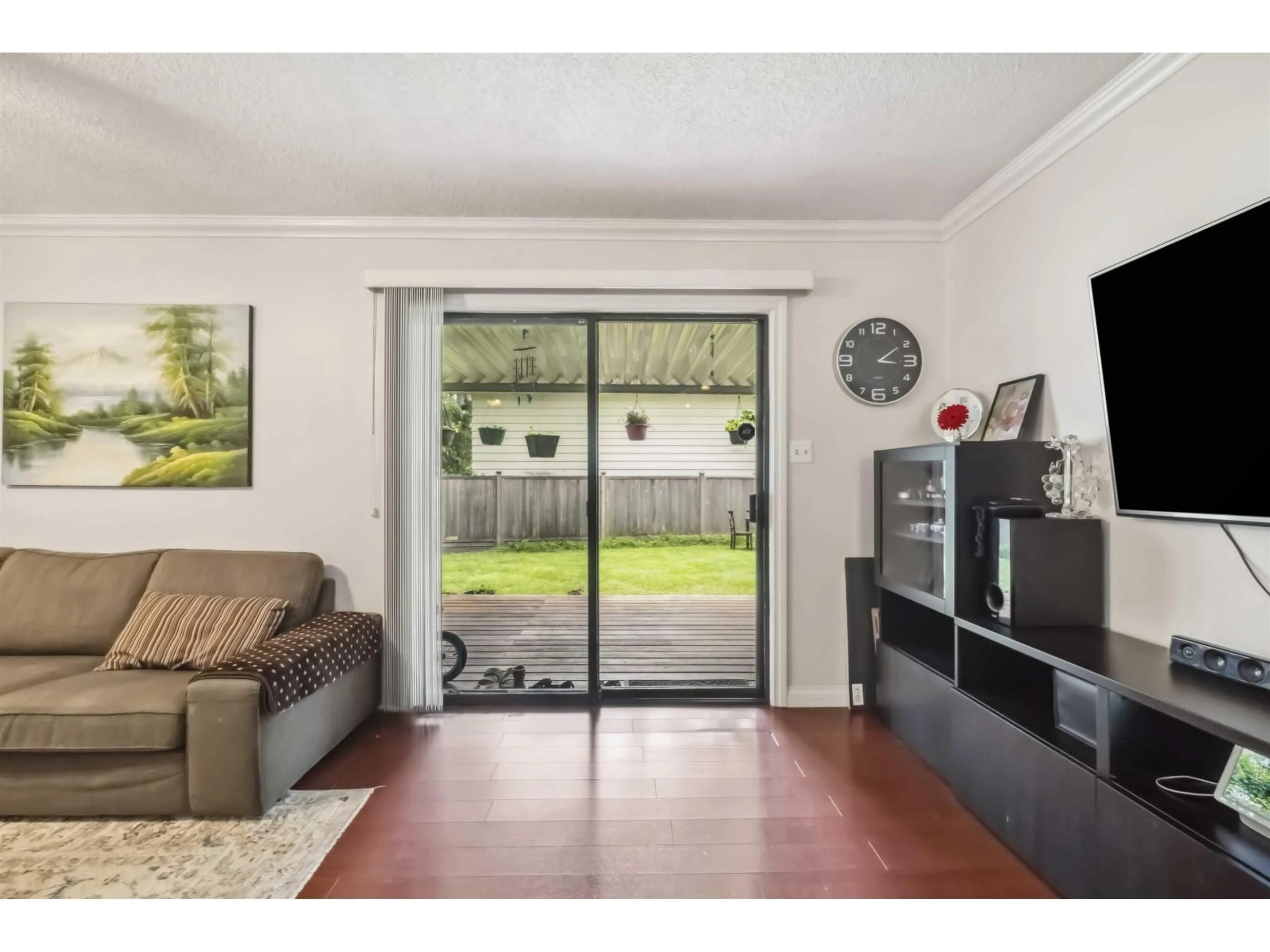 Unknown for 6717 141, Surrey British Columbia V3W6X2