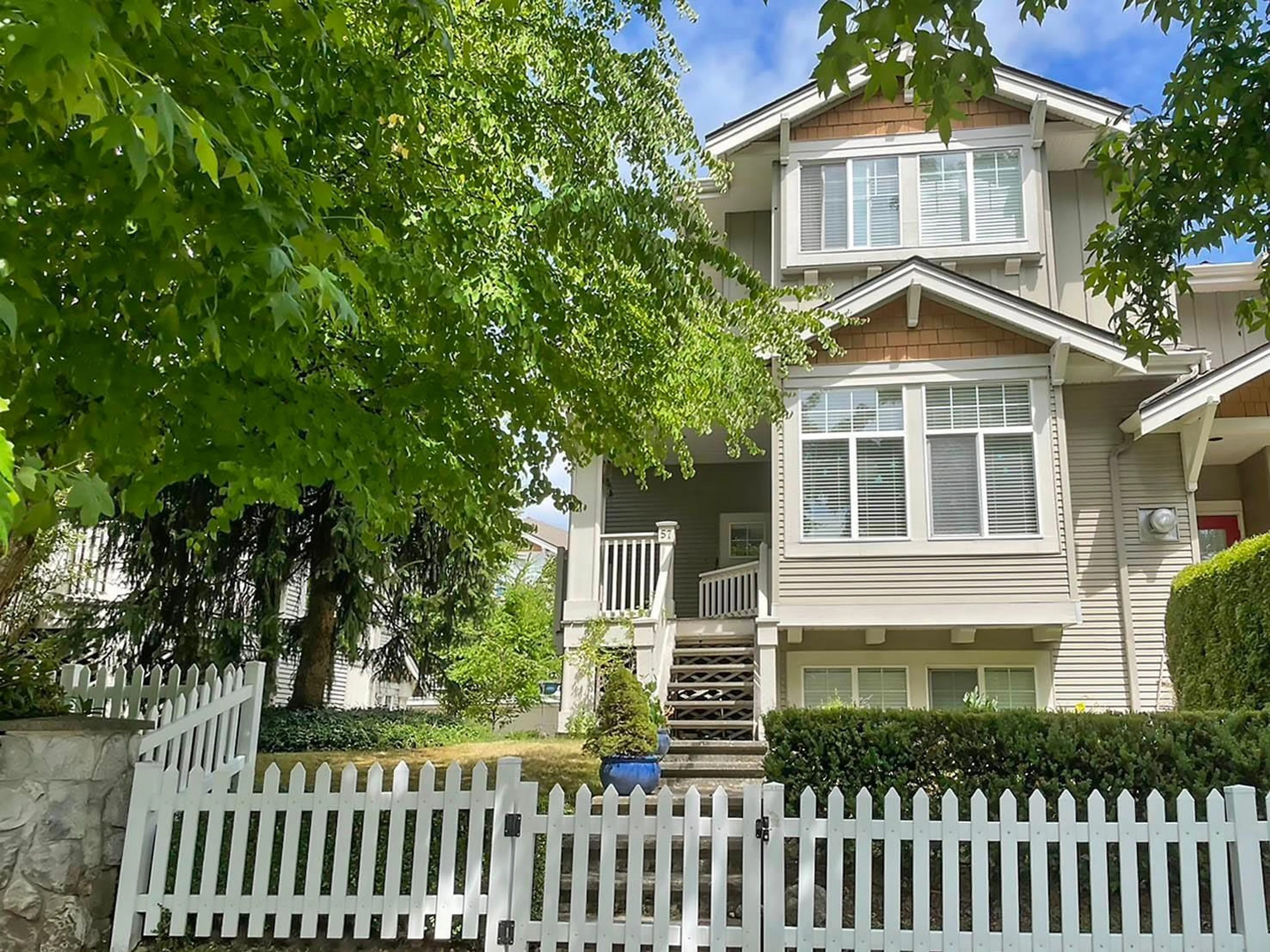 Home with vinyl exterior material, street for 57 - 14877 58, Surrey British Columbia V3S8Y9