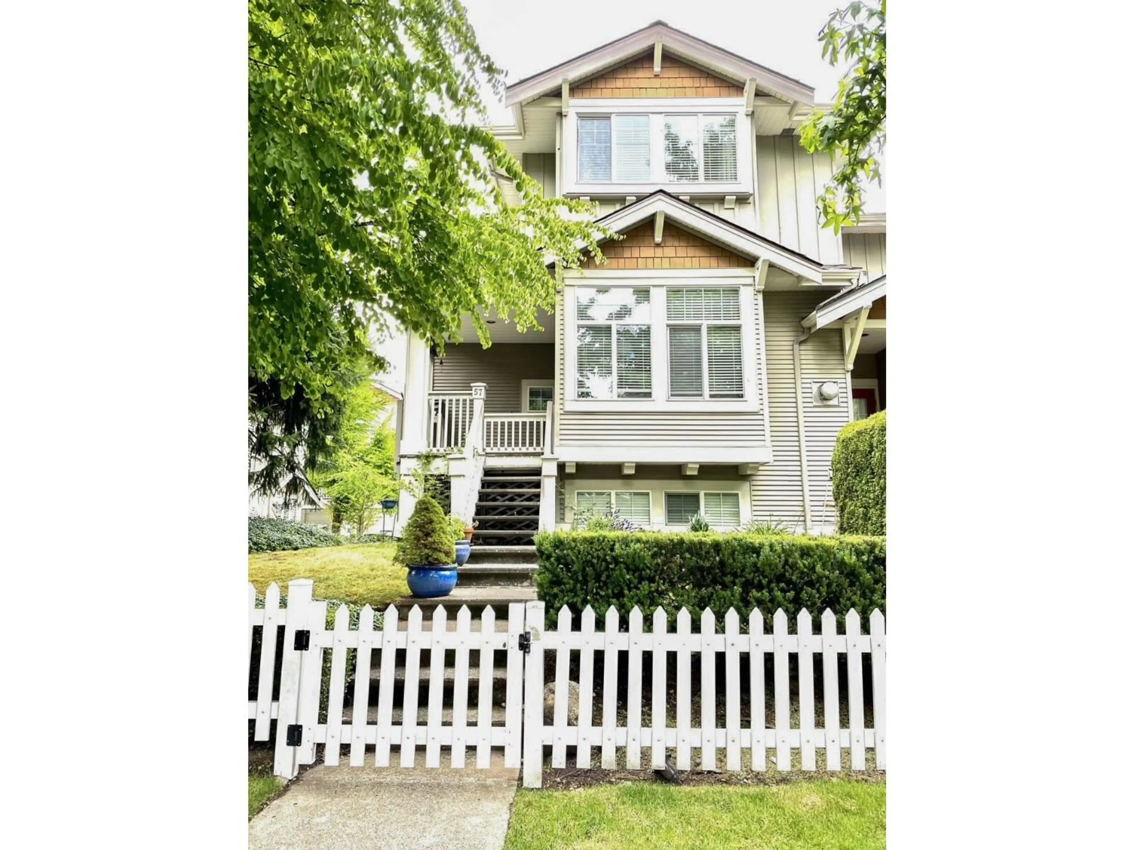 Home with vinyl exterior material, street for 57 - 14877 58, Surrey British Columbia V3S8Y9