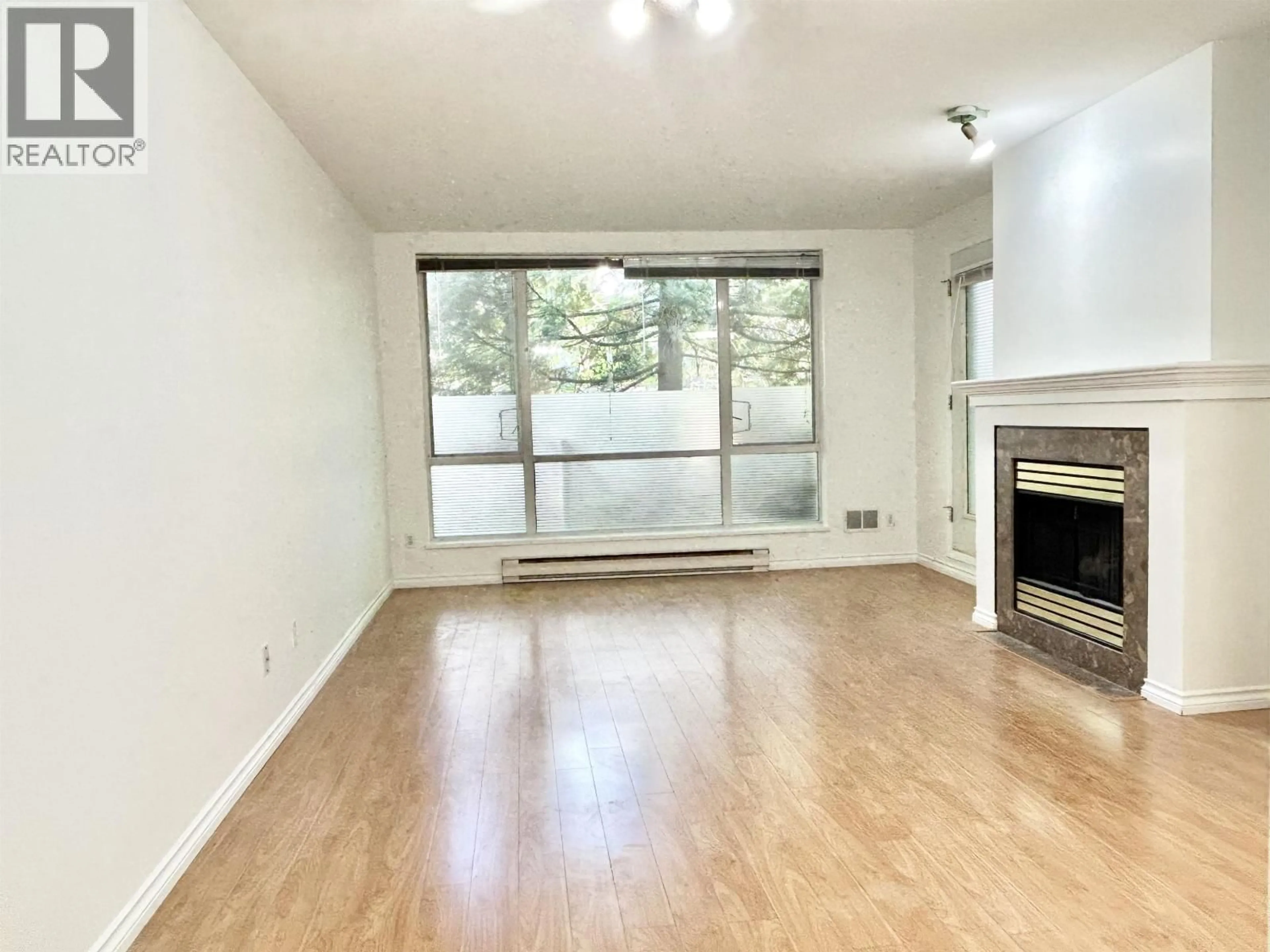 A pic of a room for 205 - 6742 STATION HILL COURT, Burnaby British Columbia V3N4V2