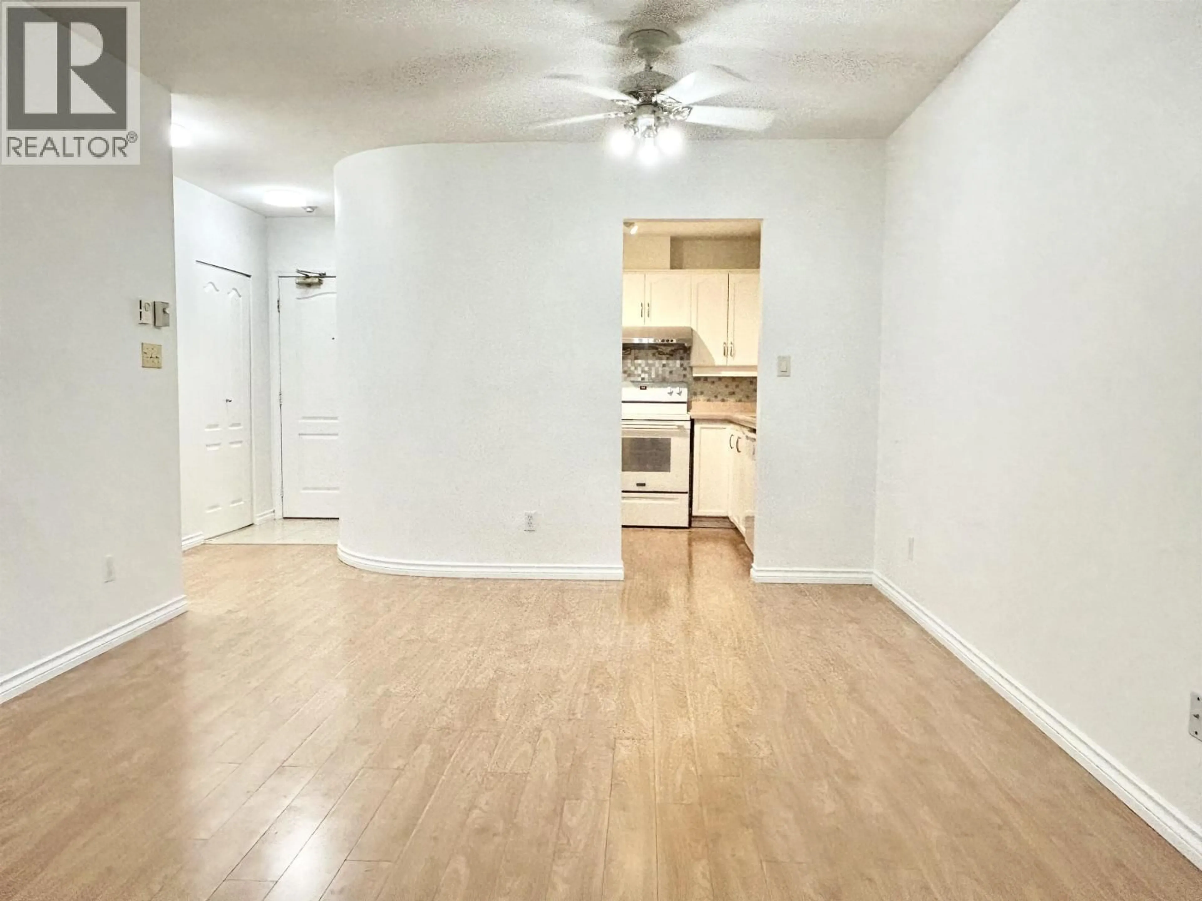 A pic of a room for 205 - 6742 STATION HILL COURT, Burnaby British Columbia V3N4V2