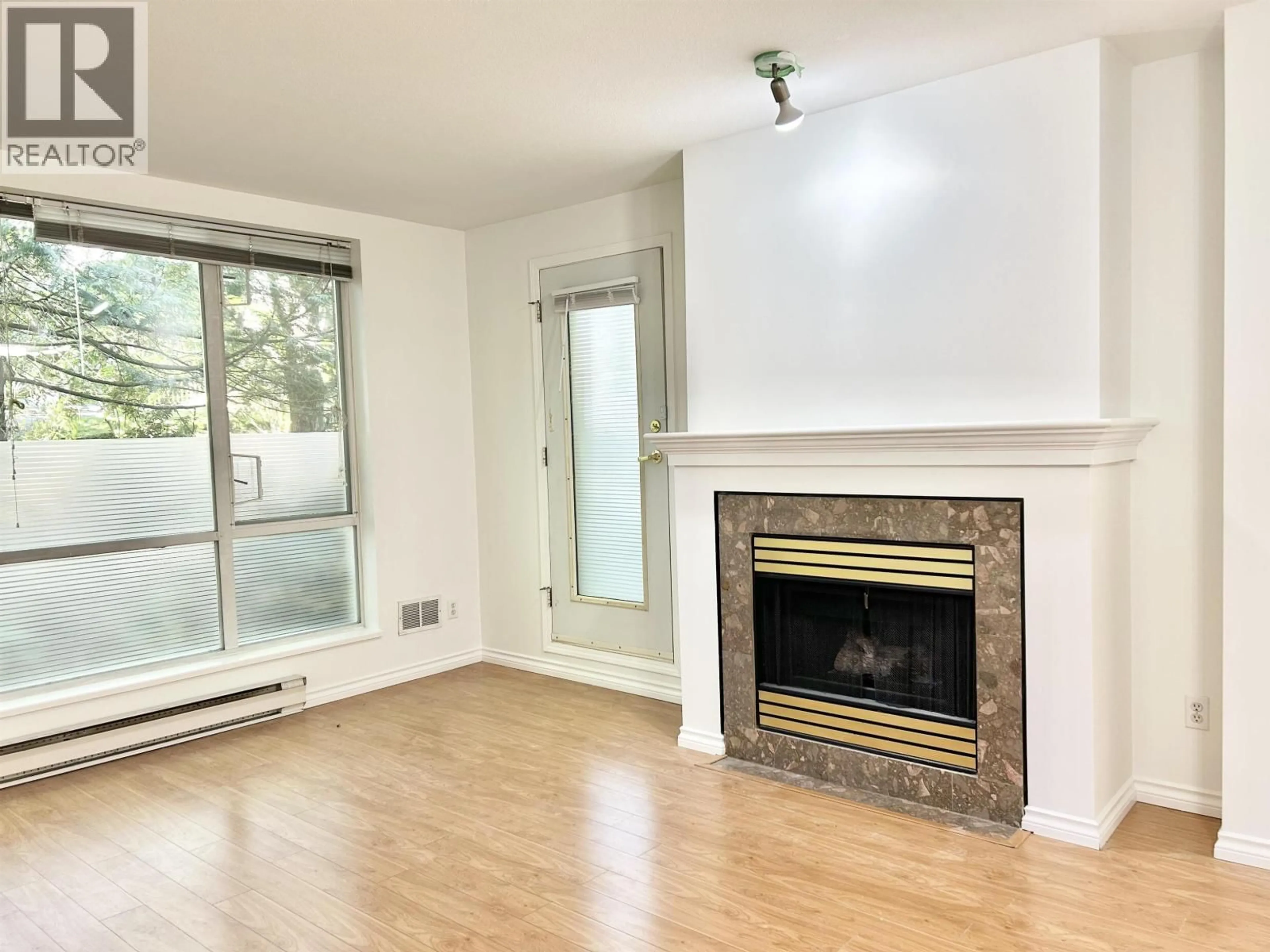 A pic of a room for 205 - 6742 STATION HILL COURT, Burnaby British Columbia V3N4V2