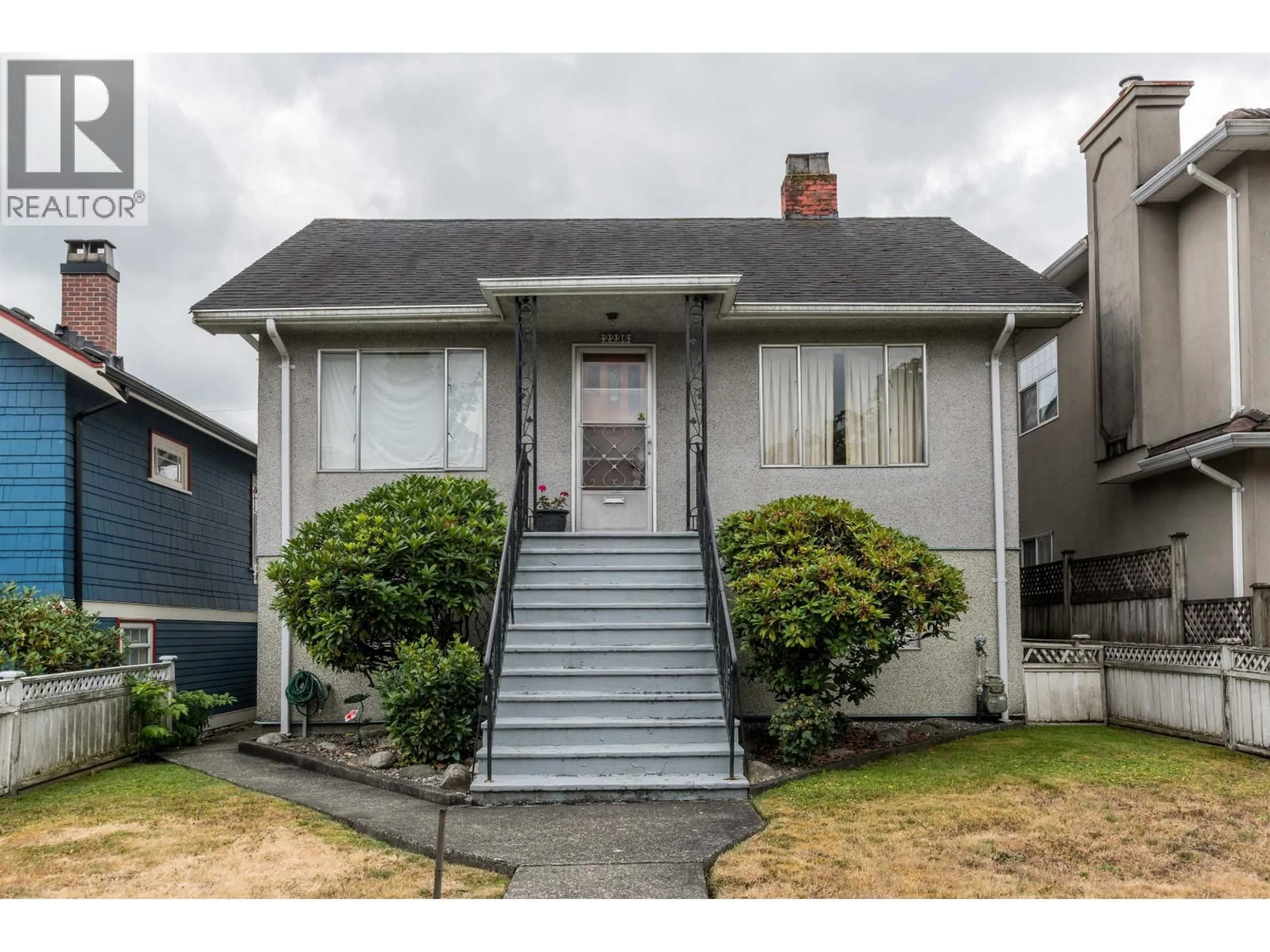 Home with vinyl exterior material, street for 2236 KITCHENER STREET, Vancouver British Columbia V5L2X2