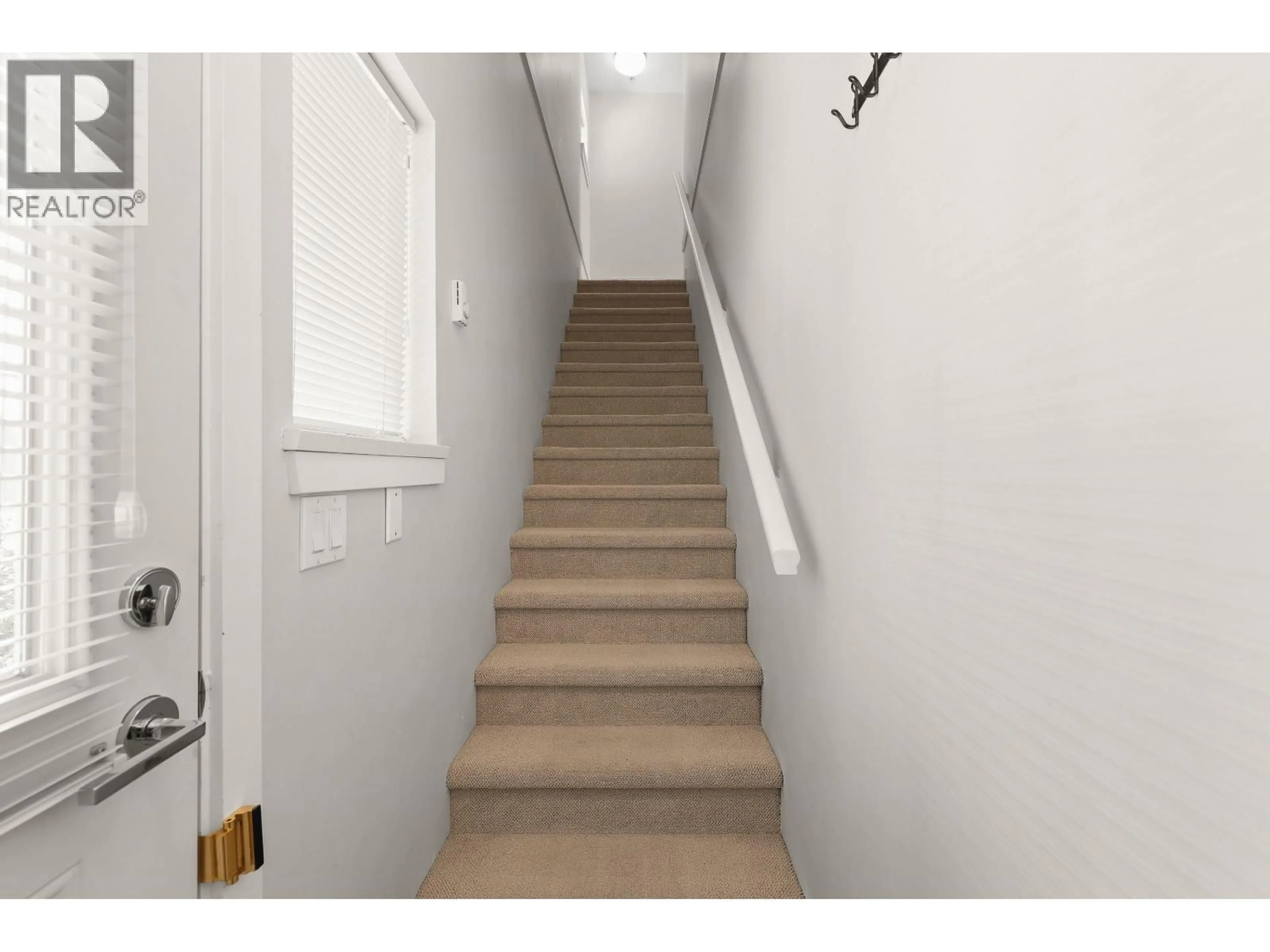 Stairs for 311 - 618 LANGSIDE AVENUE, Coquitlam British Columbia V3J0B8