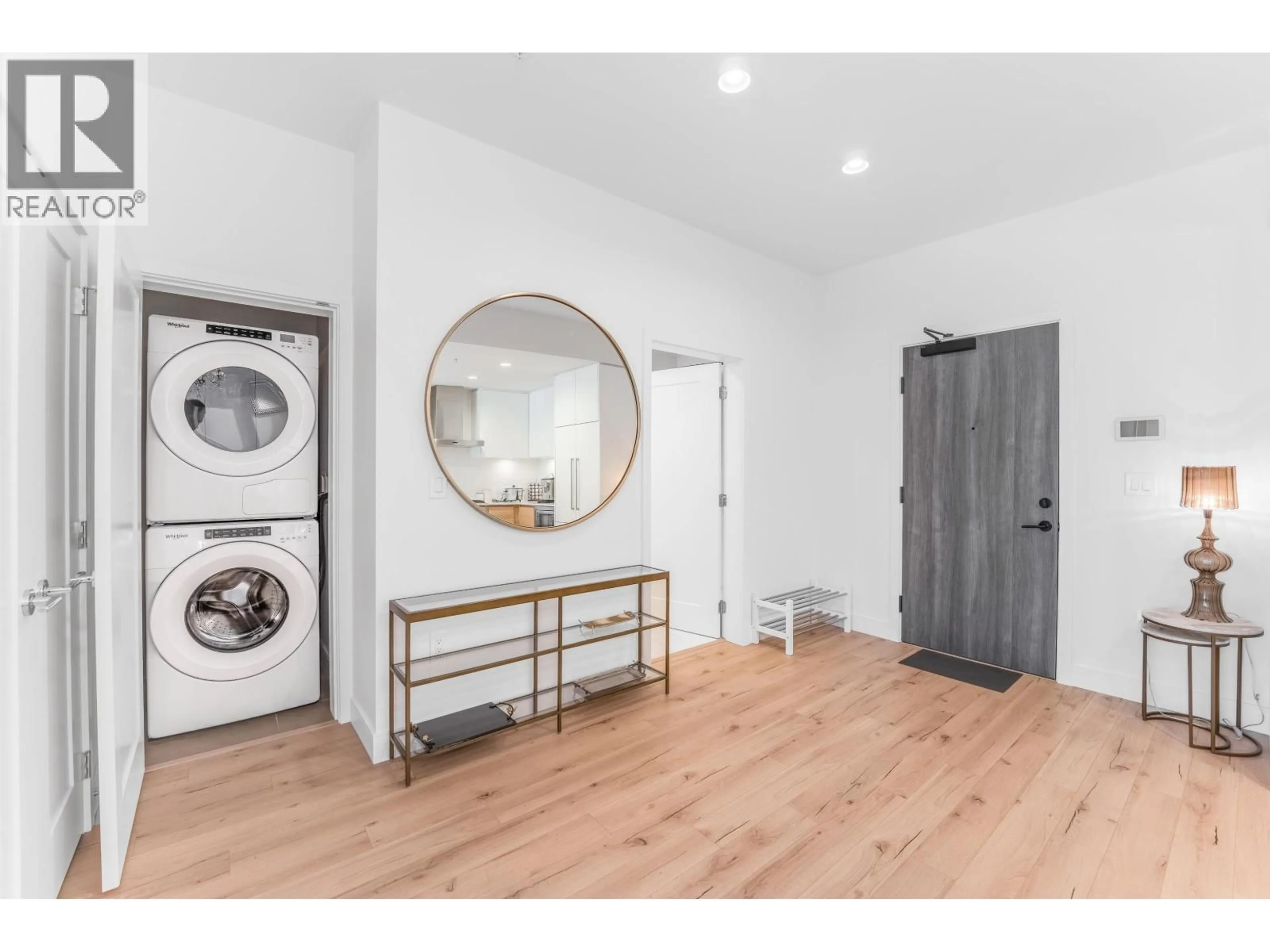 Indoor entryway for 319 - 55 KLAHANIE DRIVE, Port Moody British Columbia V3H0M9