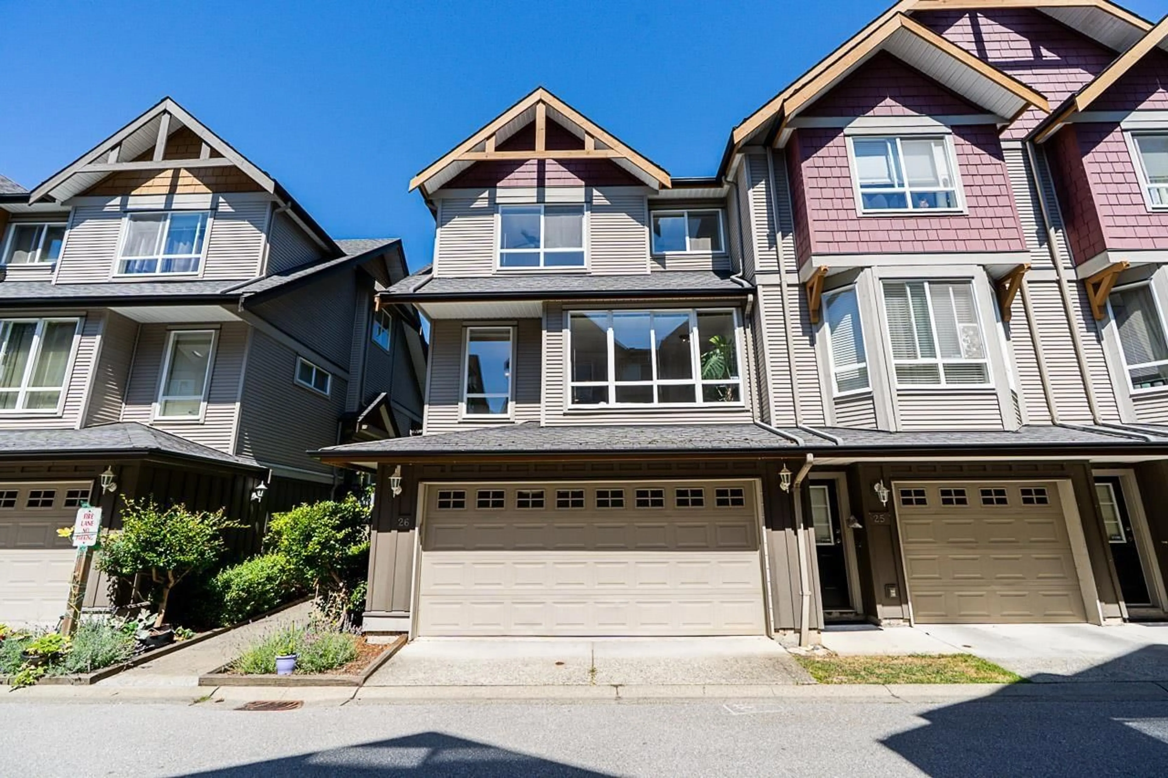 A pic from outside/outdoor area/front of a property/back of a property/a pic from drone, street for 26 - 16789 60, Surrey British Columbia V3S1S8