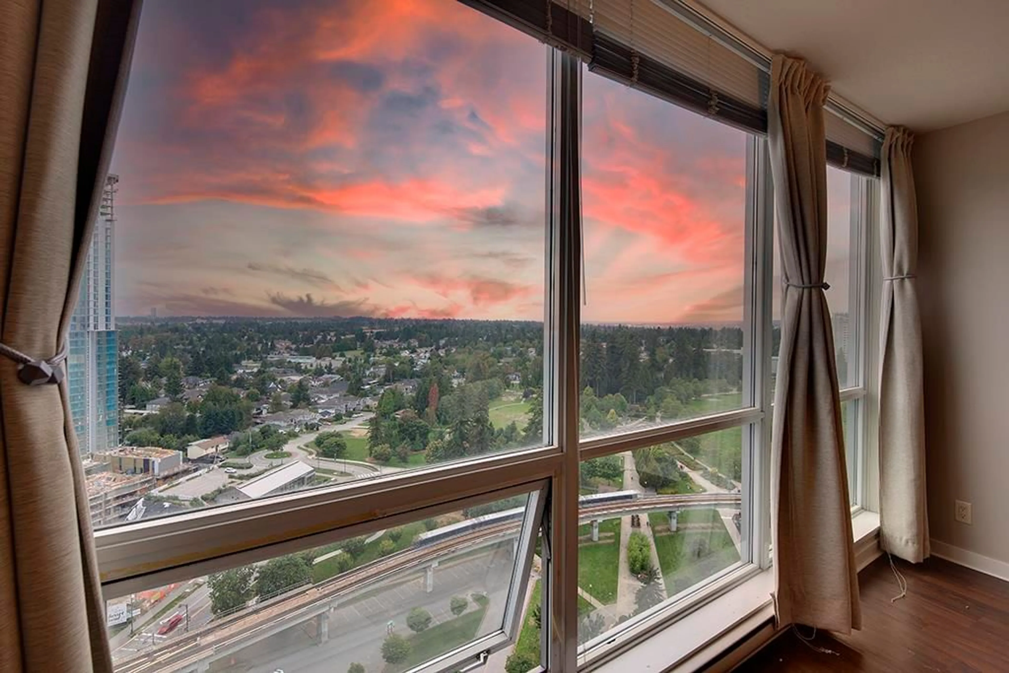 A pic of a room for 2510 - 13618 100, Surrey British Columbia V3T0A8