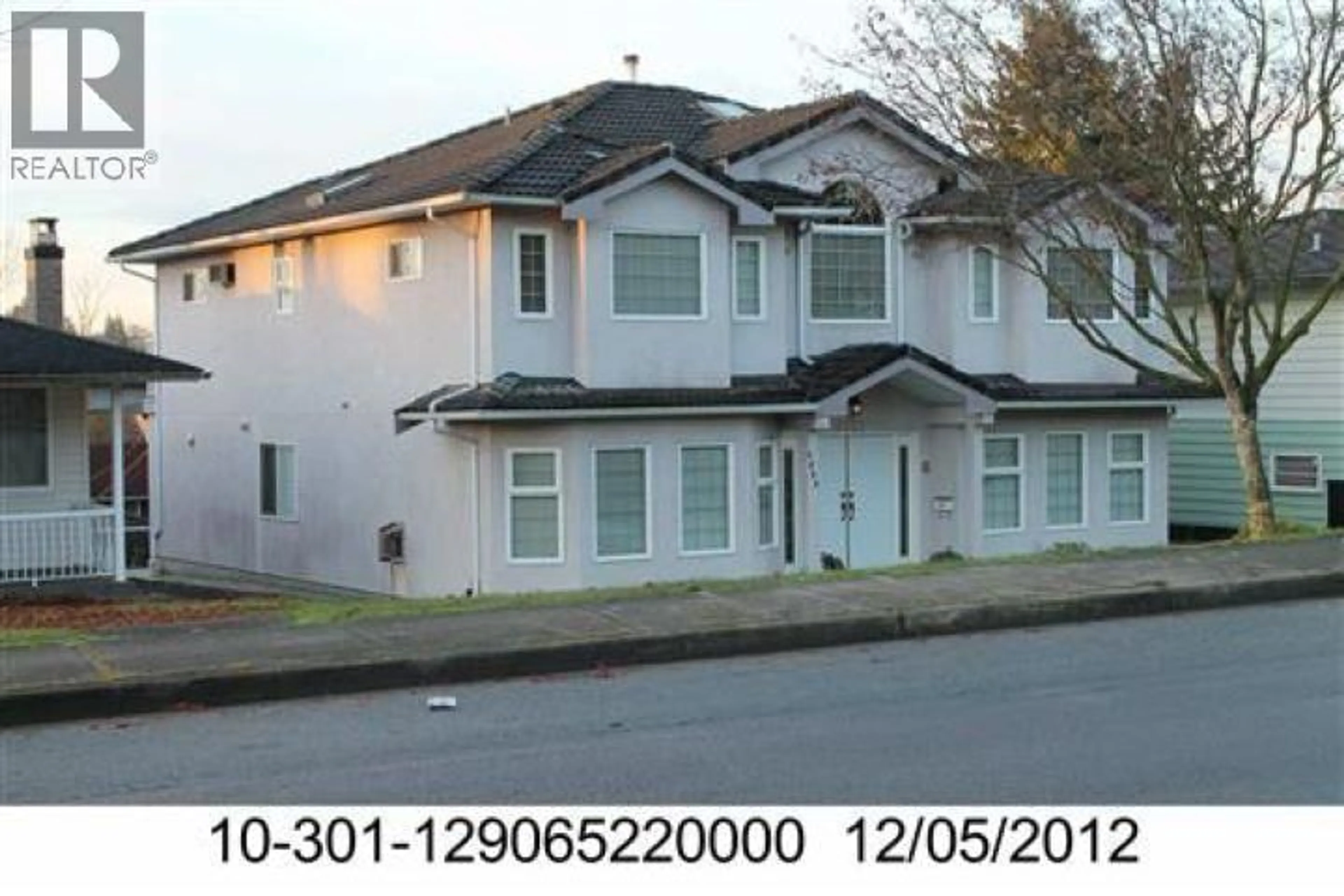 Unknown for 6522 BROADWAY AVENUE, Burnaby British Columbia V5B2Y5