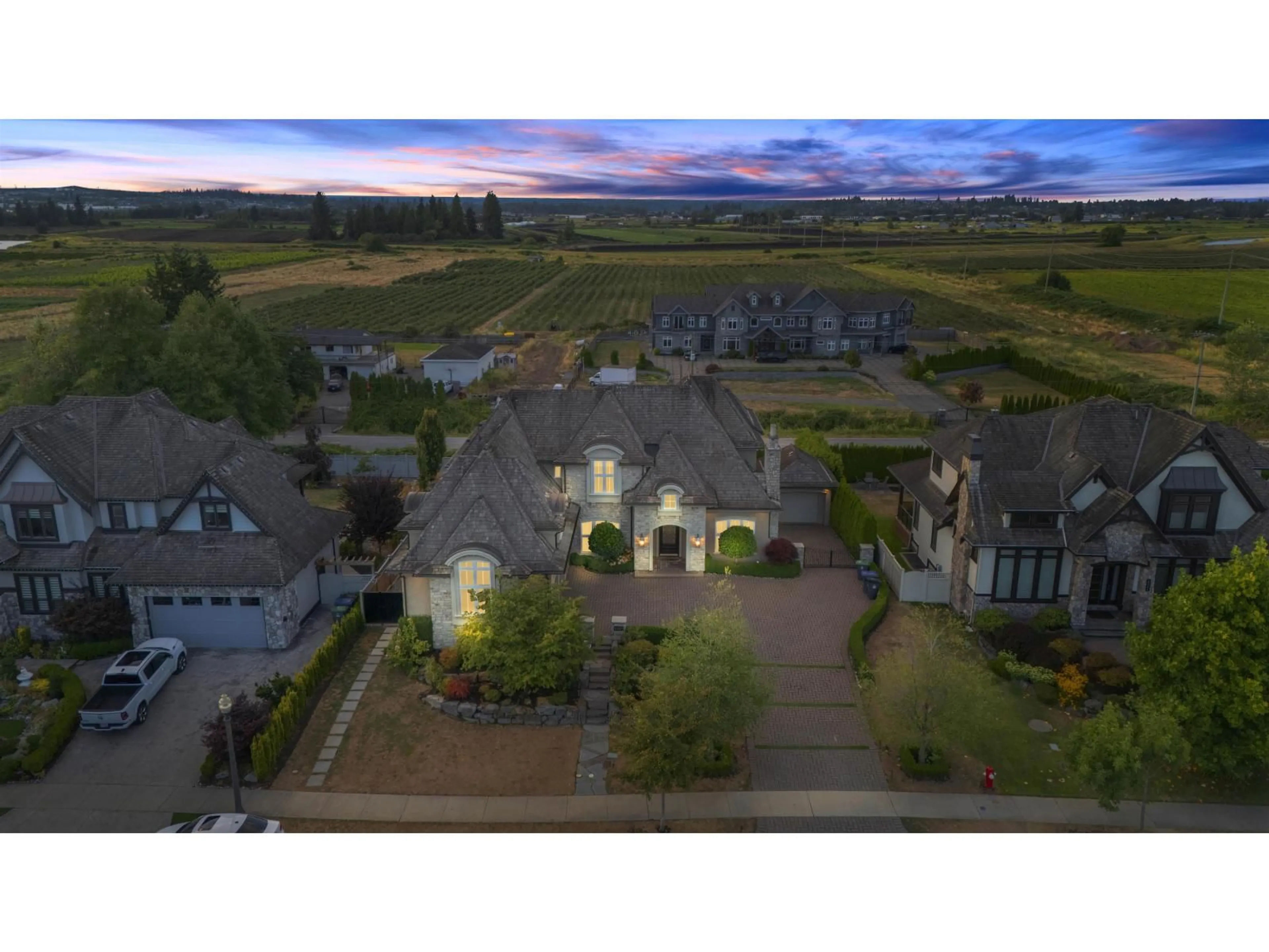 A pic from outside/outdoor area/front of a property/back of a property/a pic from drone, unknown for 15957 39A, Surrey British Columbia V3Z0Y3