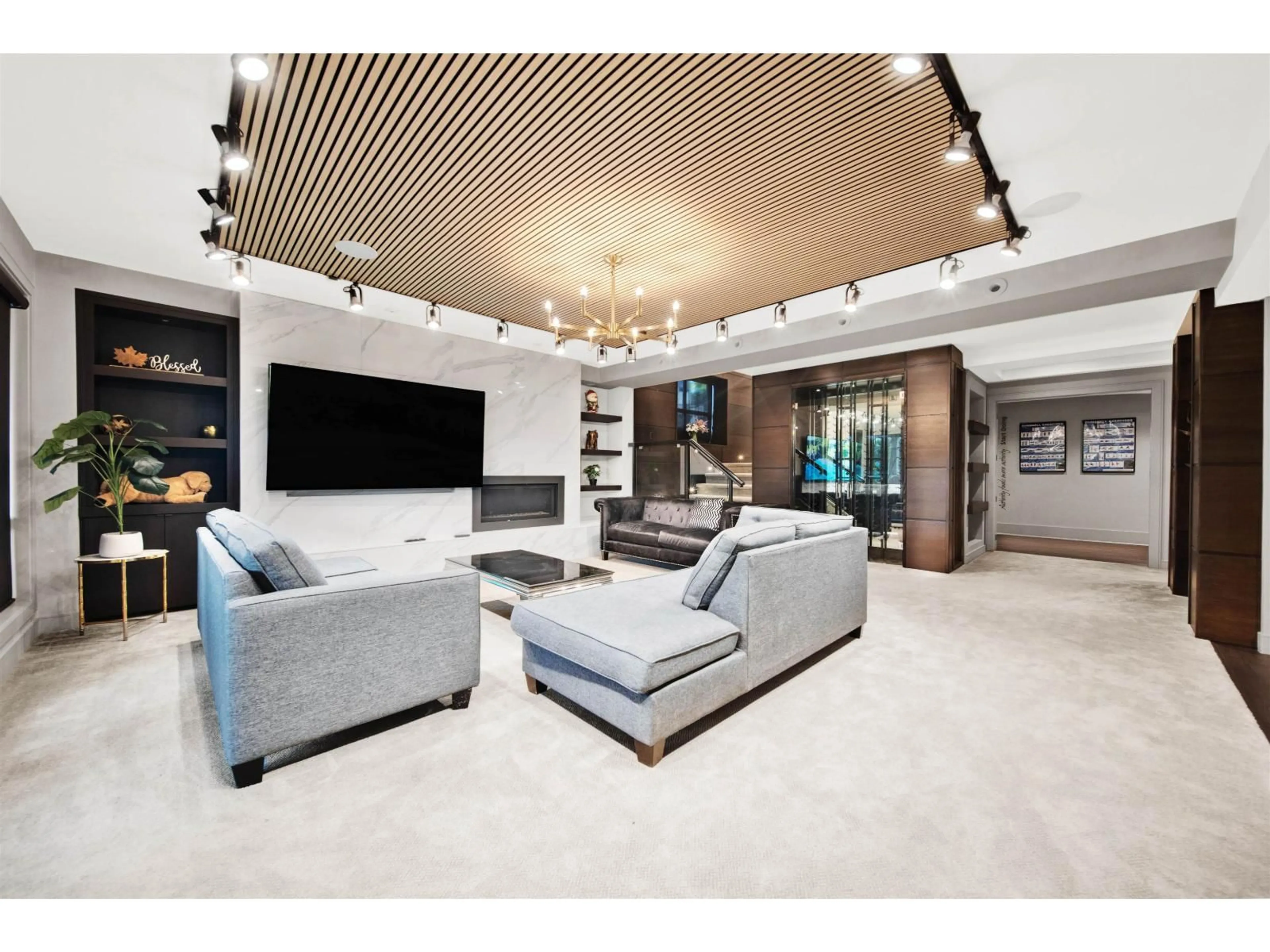 Home theater for 15957 39A, Surrey British Columbia V3Z0Y3