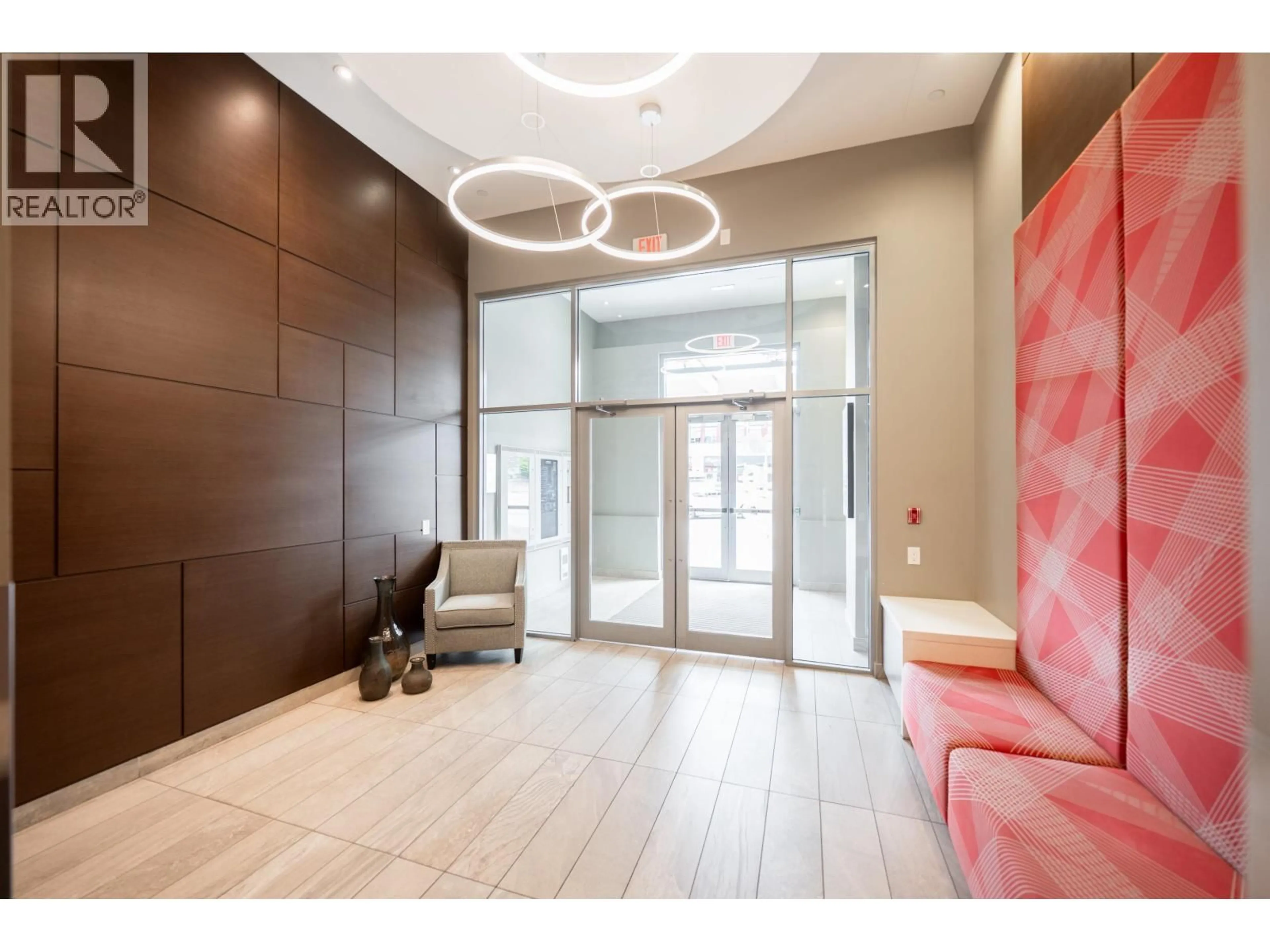 Indoor foyer for 606 - 4083 CAMBIE STREET, Vancouver British Columbia V5Z0G9