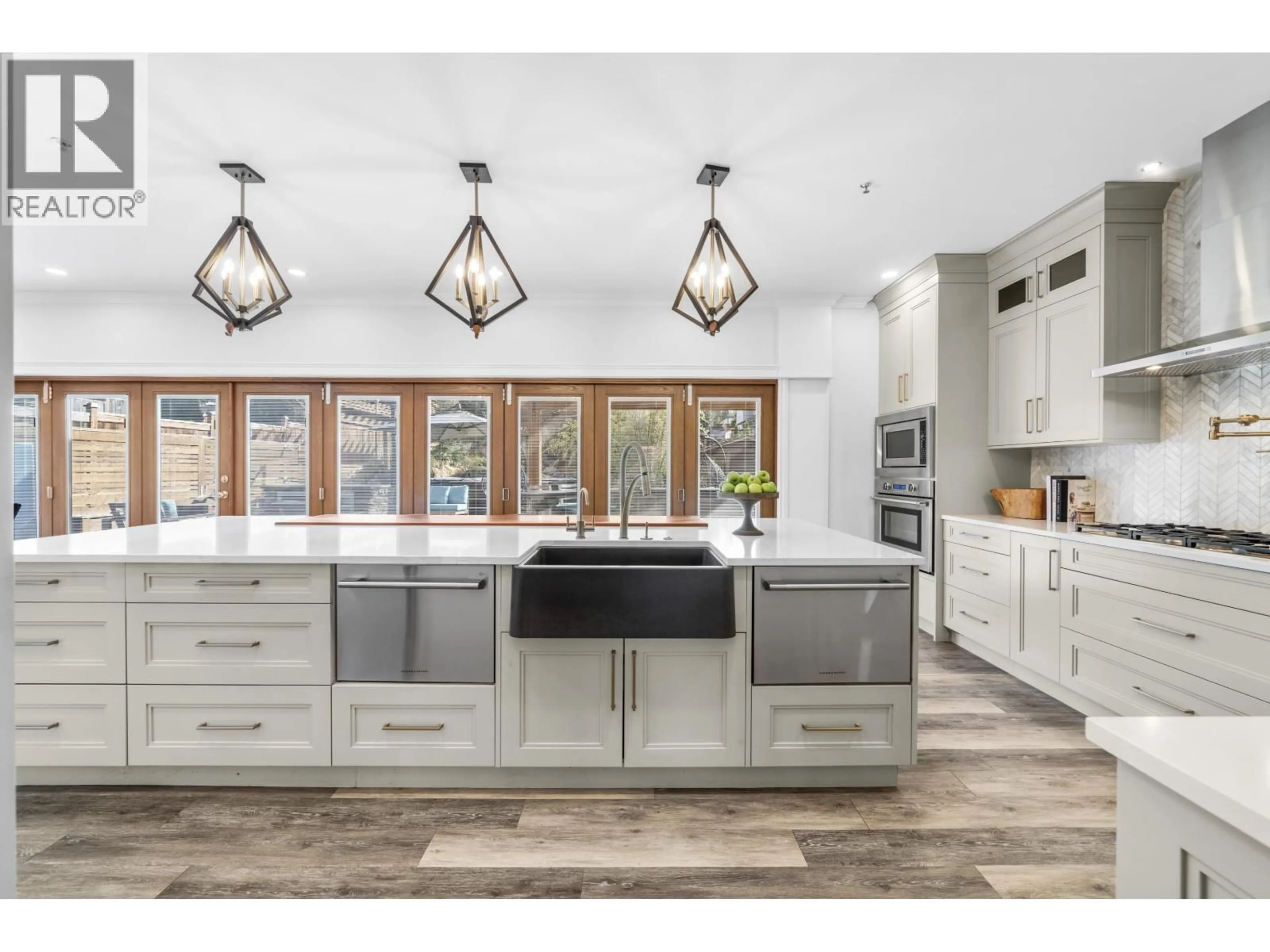 Contemporary kitchen, ceramic/tile floor for 13068 239B STREET, Maple Ridge British Columbia V4R0A5