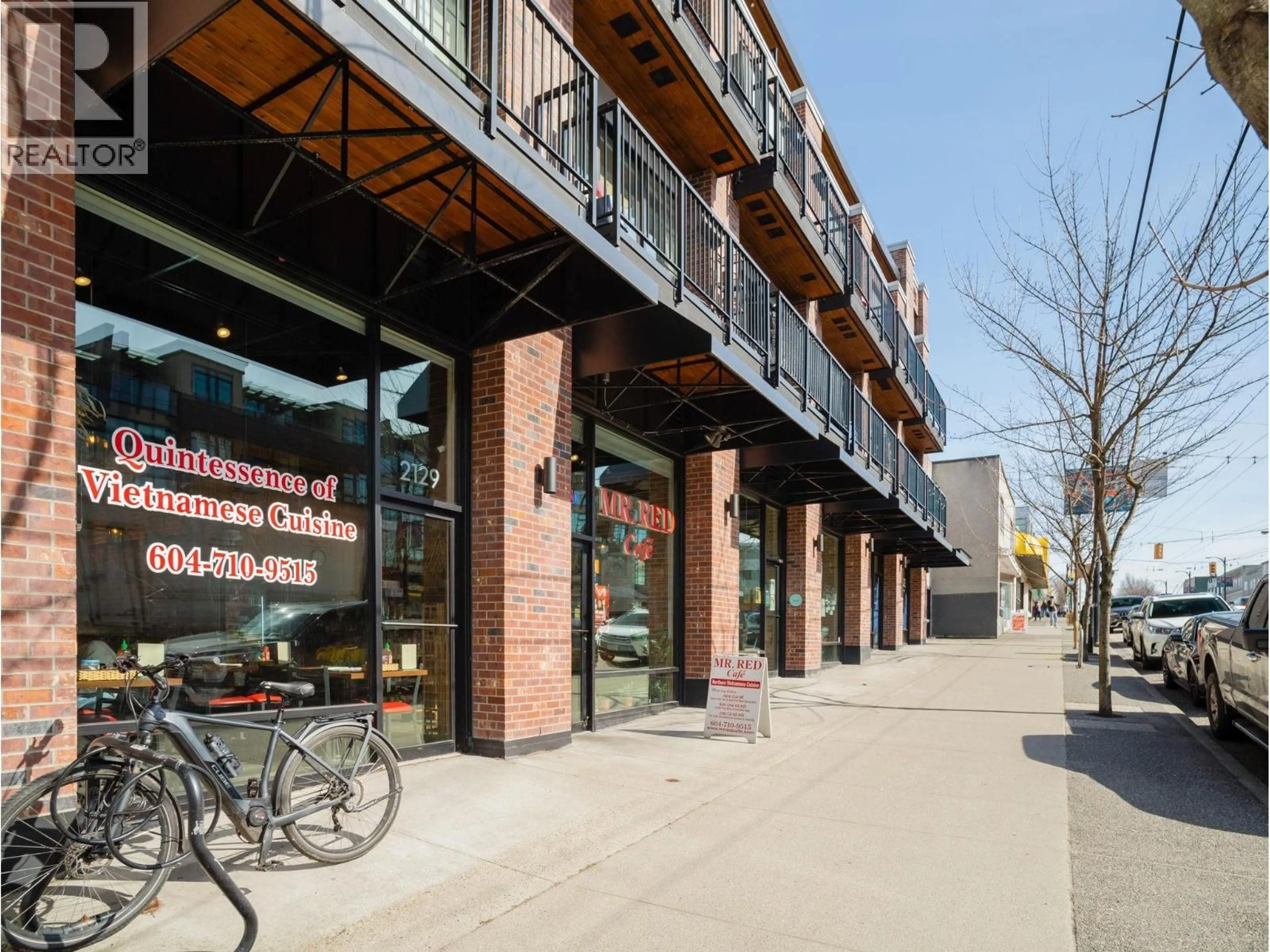 Patio, street for 205 - 2141 HASTINGS STREET, Vancouver British Columbia V5L1V2