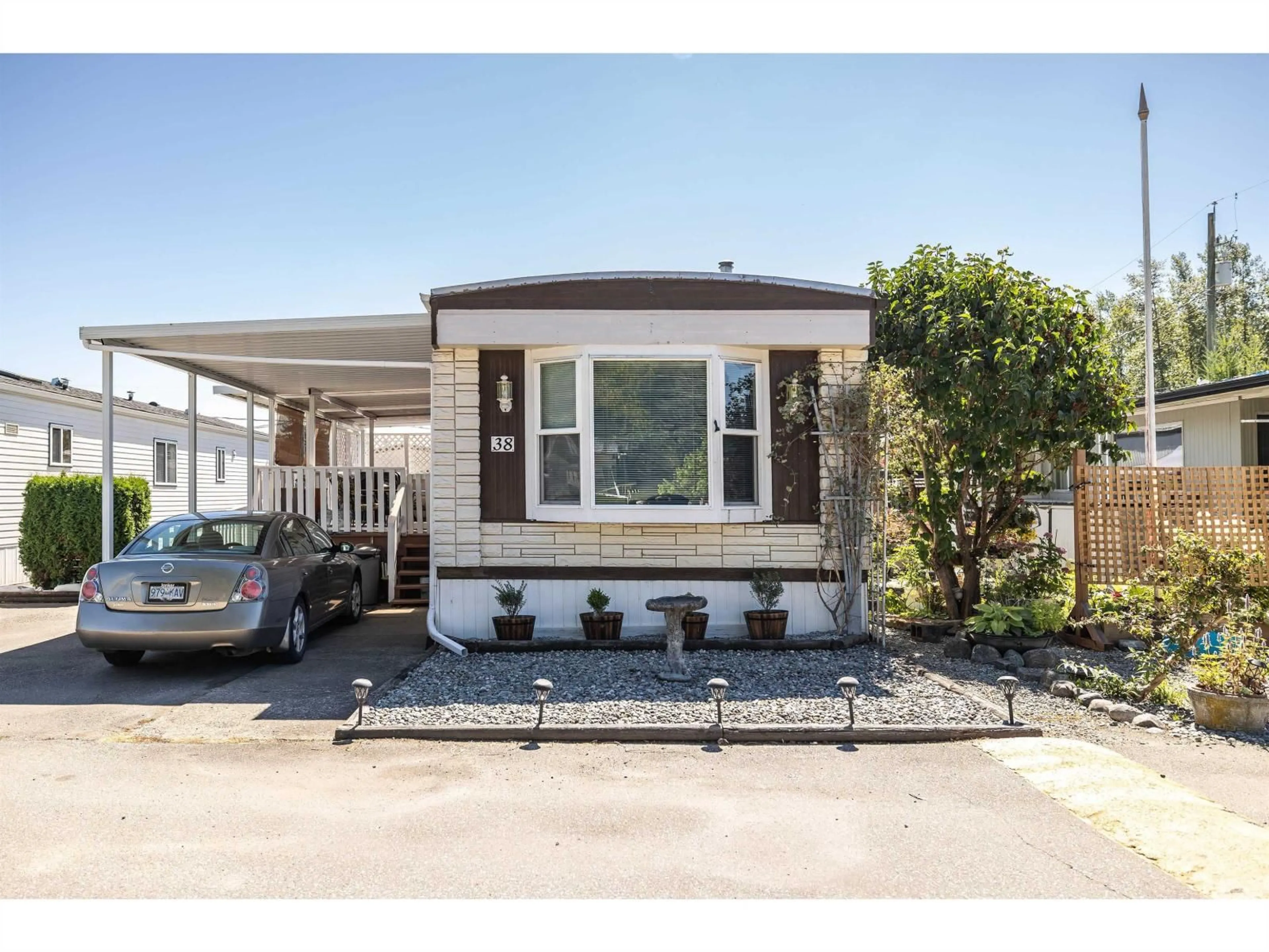 Home with vinyl exterior material, street for 38 - 4426 232, Langley British Columbia V2Z2R3