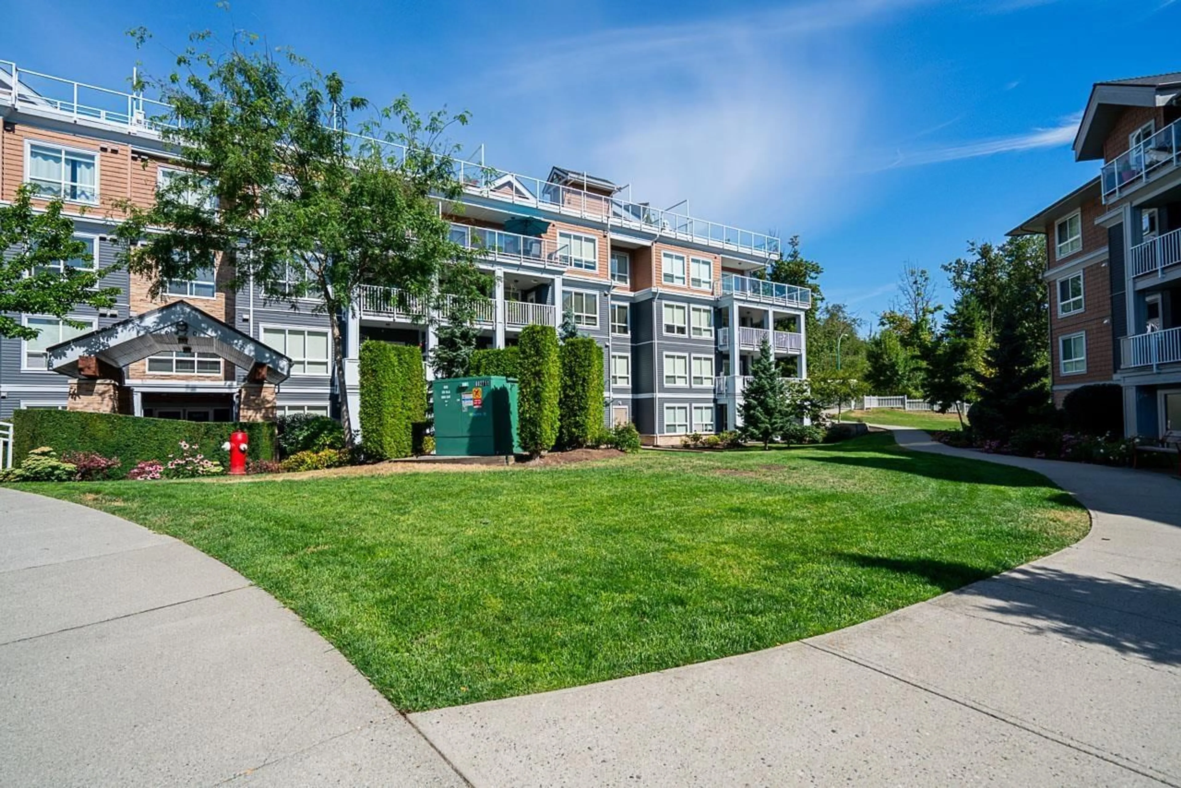 Patio, unknown for 210 - 6470 194, Surrey British Columbia V4N6J9
