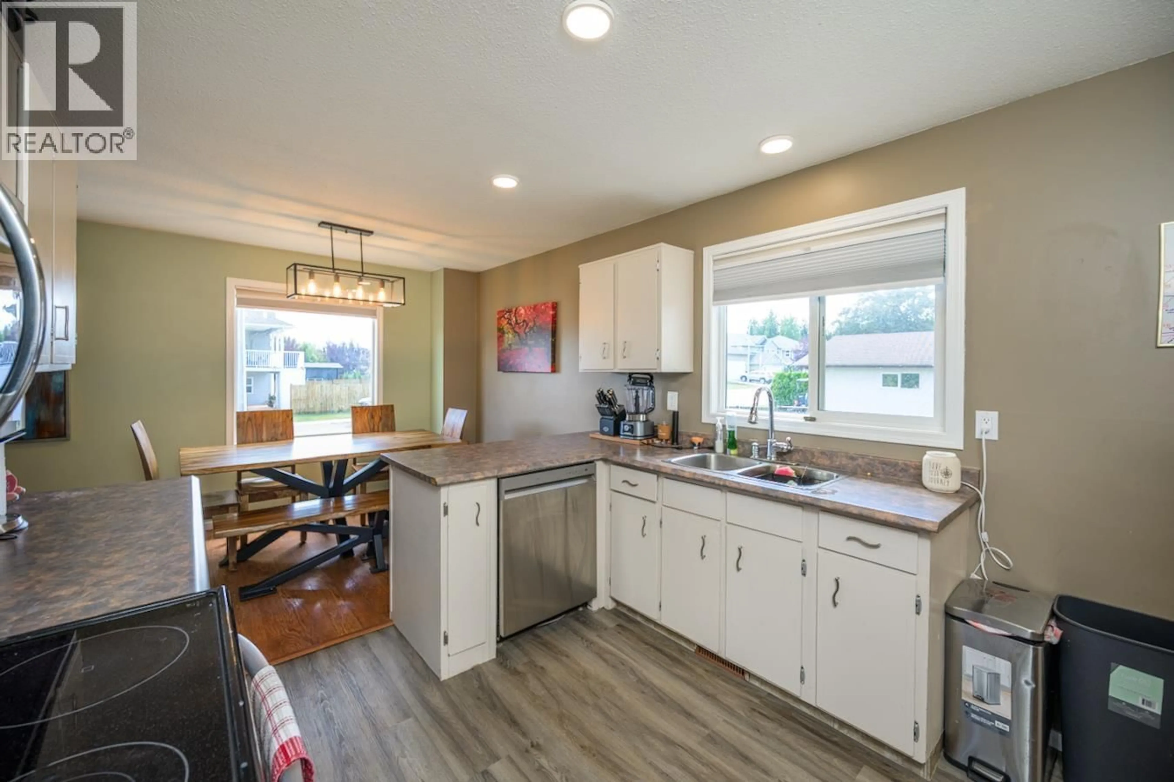 Open concept kitchen, unknown for 4167 PRUDENTE ROAD, Prince George British Columbia V2N5K3