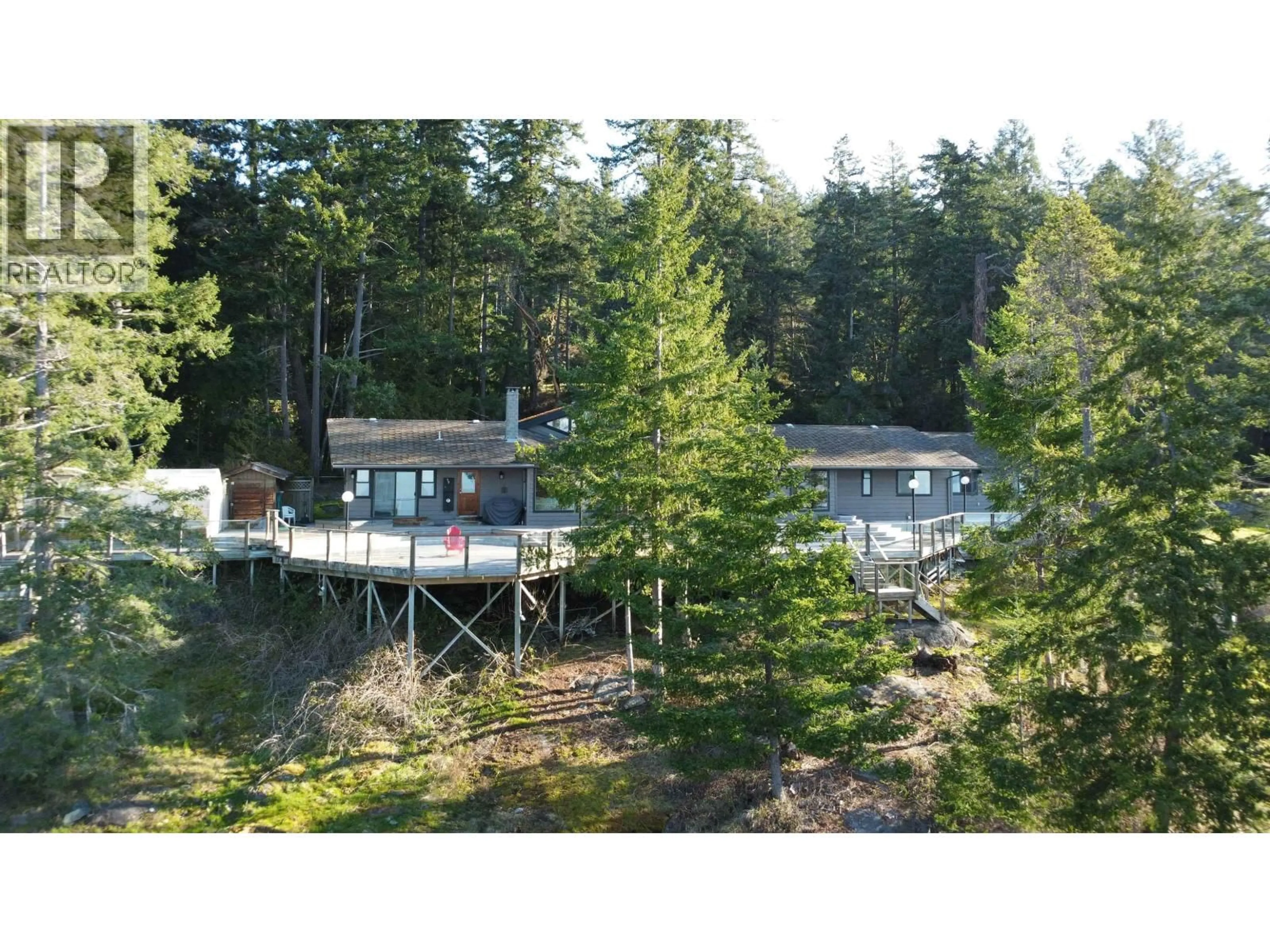 A pic from outside/outdoor area/front of a property/back of a property/a pic from drone, water/lake/river/ocean view for 10881 SUNSHINE COAST HIGHWAY, Halfmoon Bay British Columbia V7Z1B8
