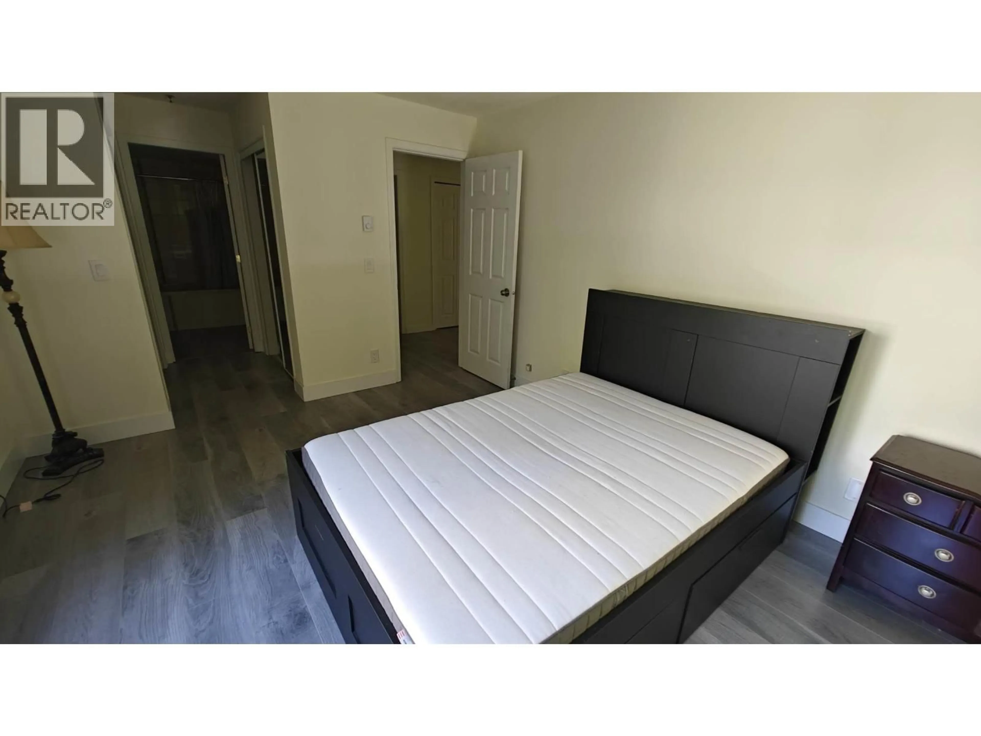 A pic of a room for 409 - 6737 STATION HILL COURT, Burnaby British Columbia V3N4V2