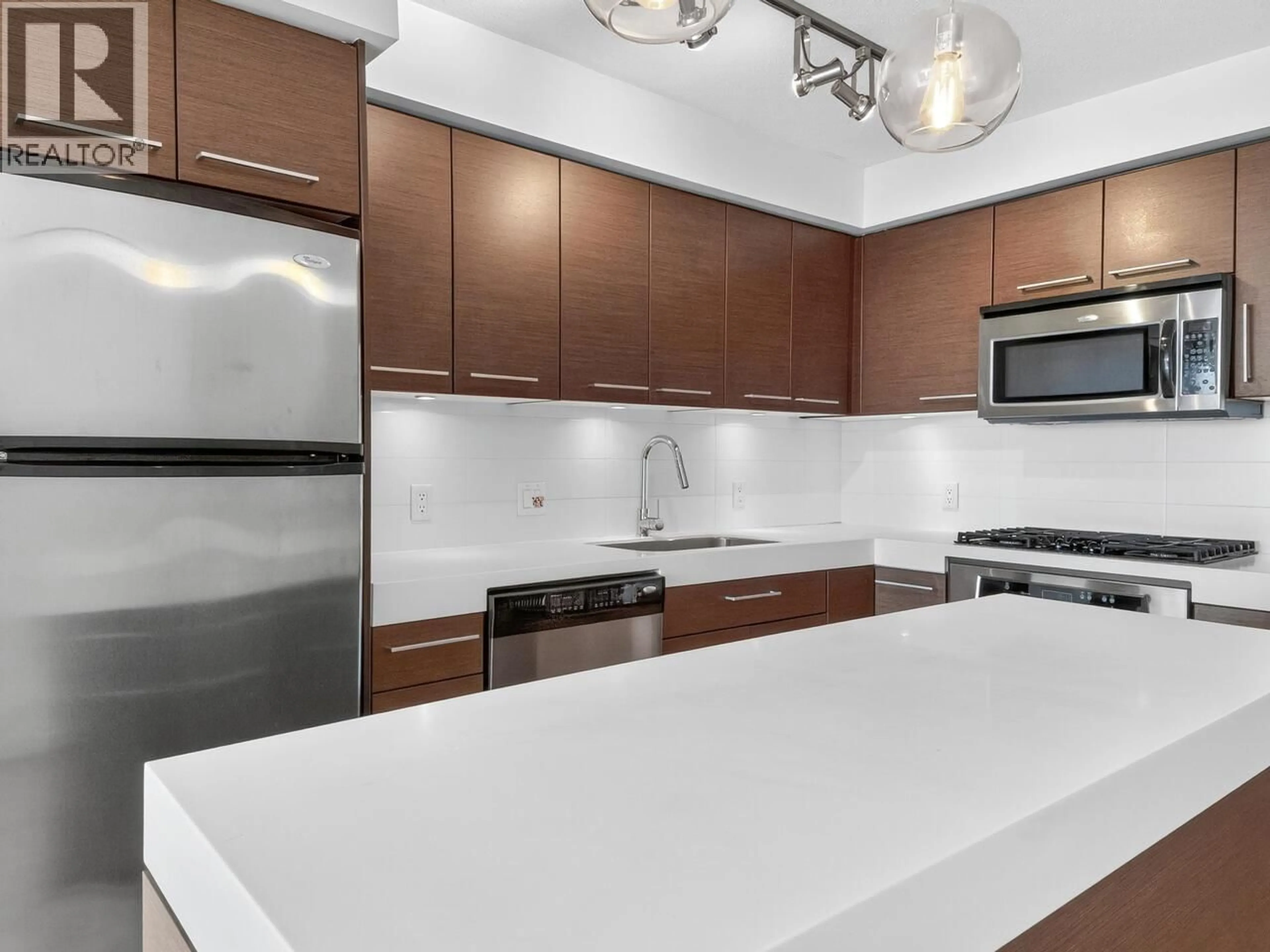 Standard kitchen, unknown for 1007 - 2770 SOPHIA STREET, Vancouver British Columbia V5T0A4