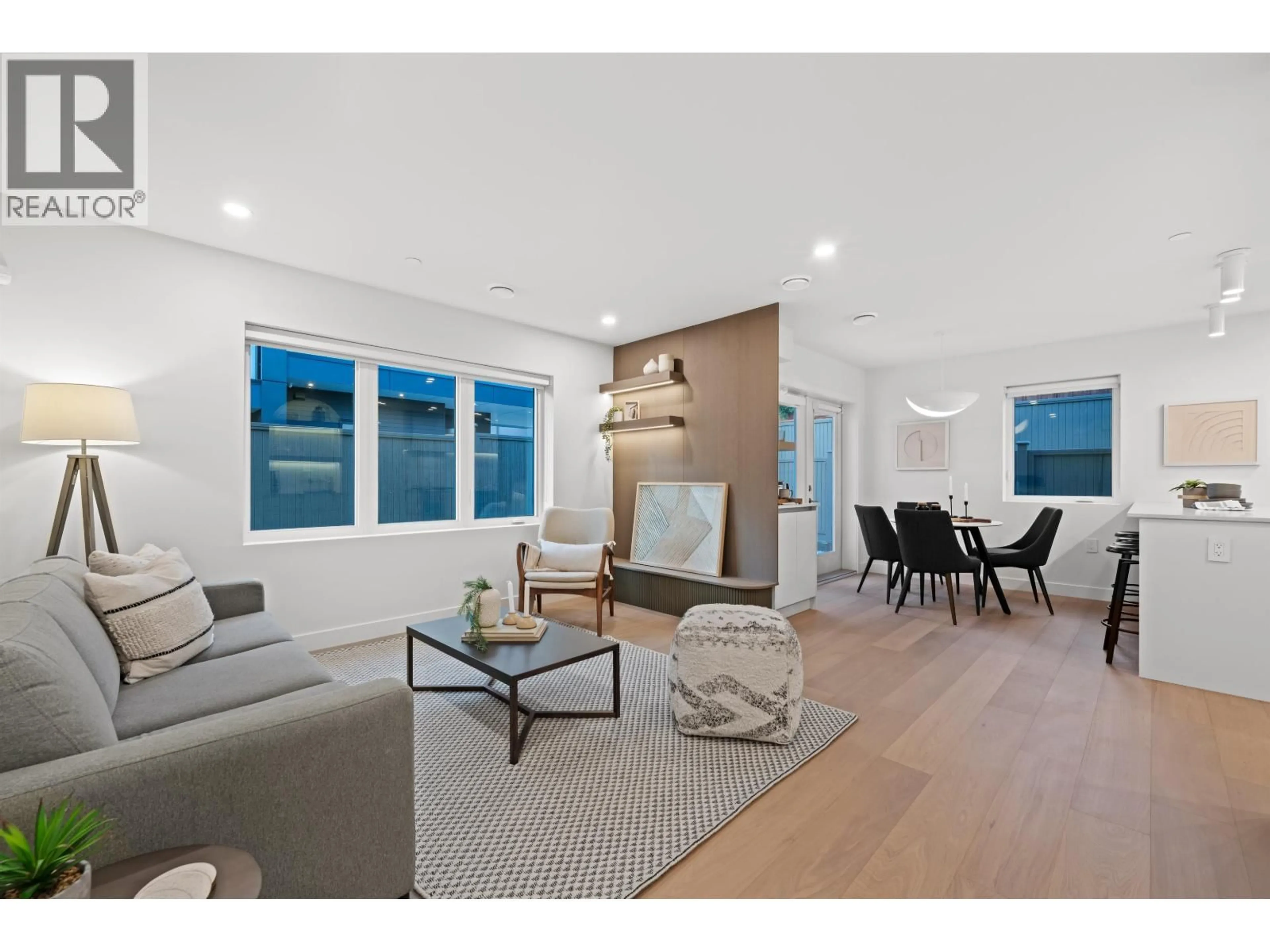 Living room with furniture, wood/laminate floor for 1630 21ST AVENUE, Vancouver British Columbia V5N2N5