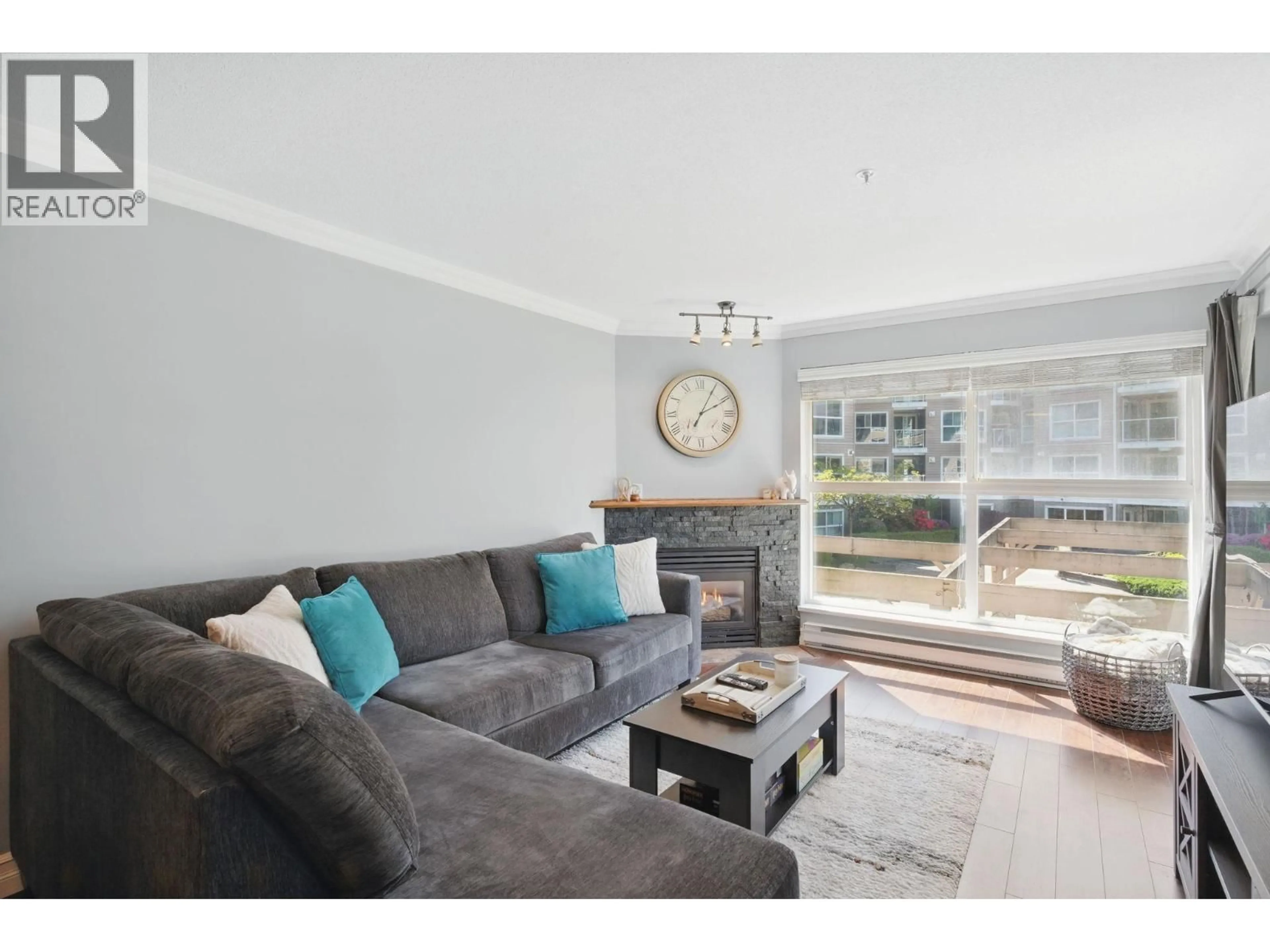 Living room with furniture, unknown for 223 - 5880 DOVER CRESCENT, Richmond British Columbia V7C5P5