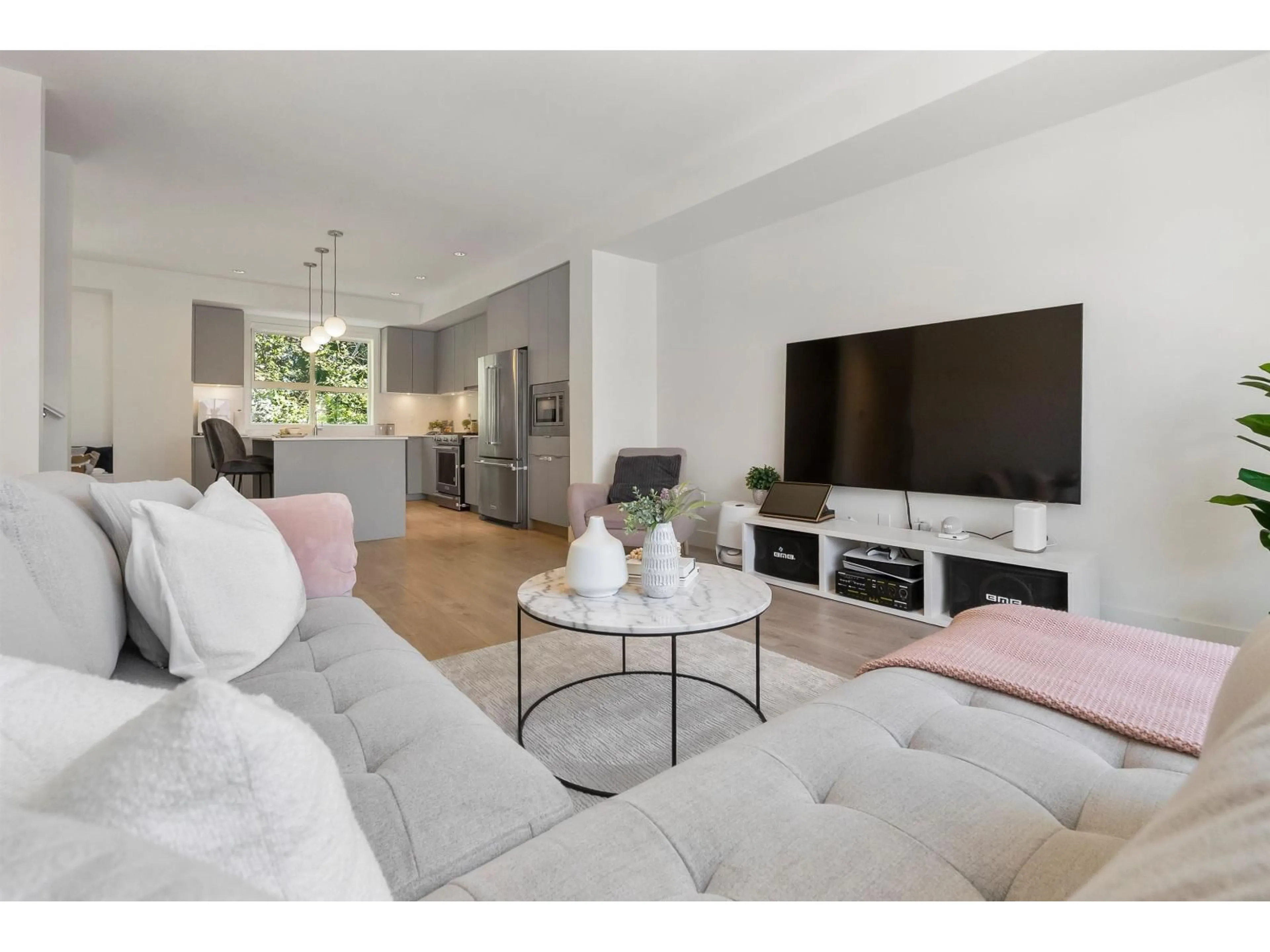 Living room with furniture, unknown for 123 - 16561 17A, Surrey British Columbia V3Z1J3