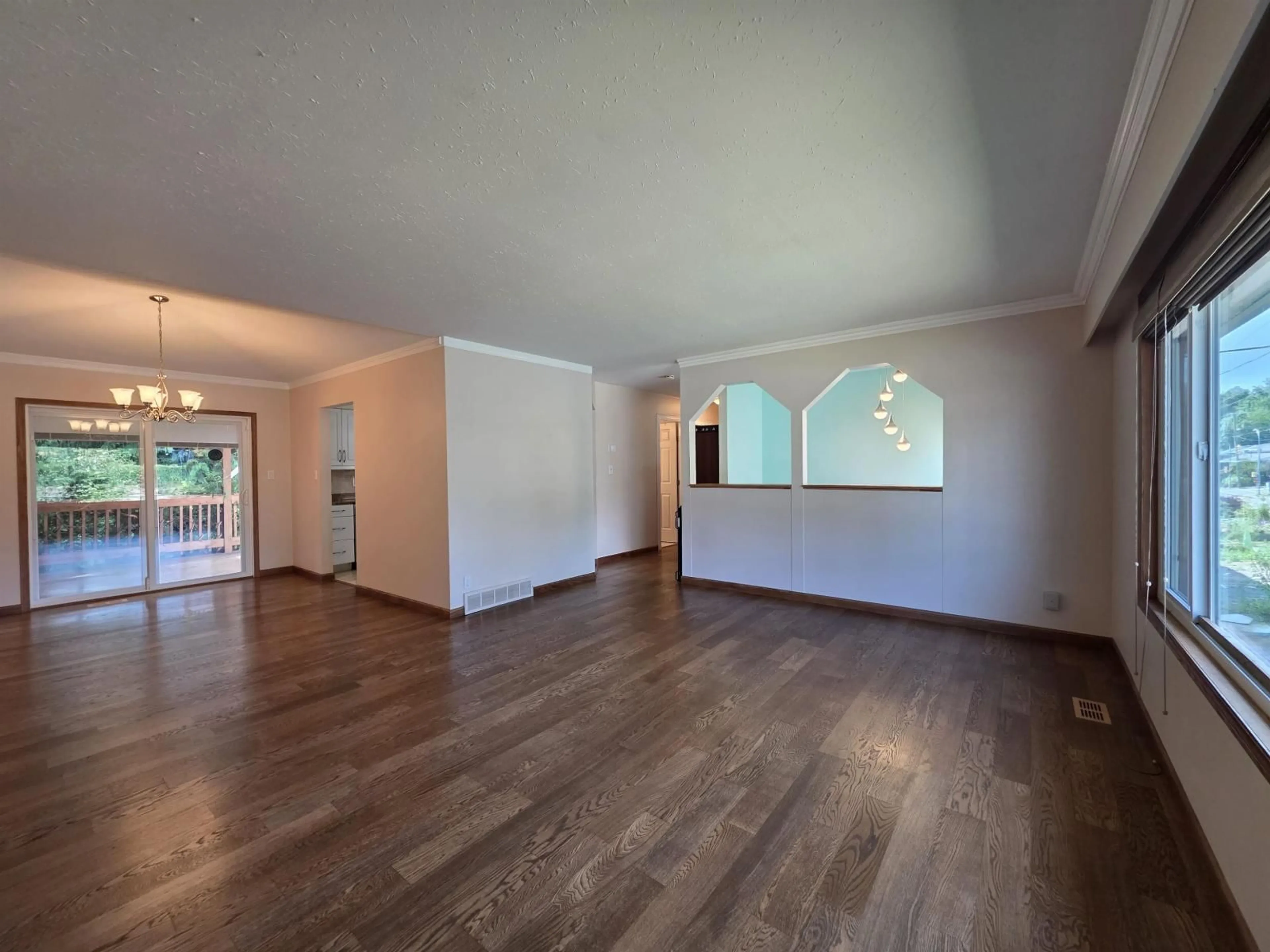 A pic of a room for 33468 3RD, Mission British Columbia V2V1P4