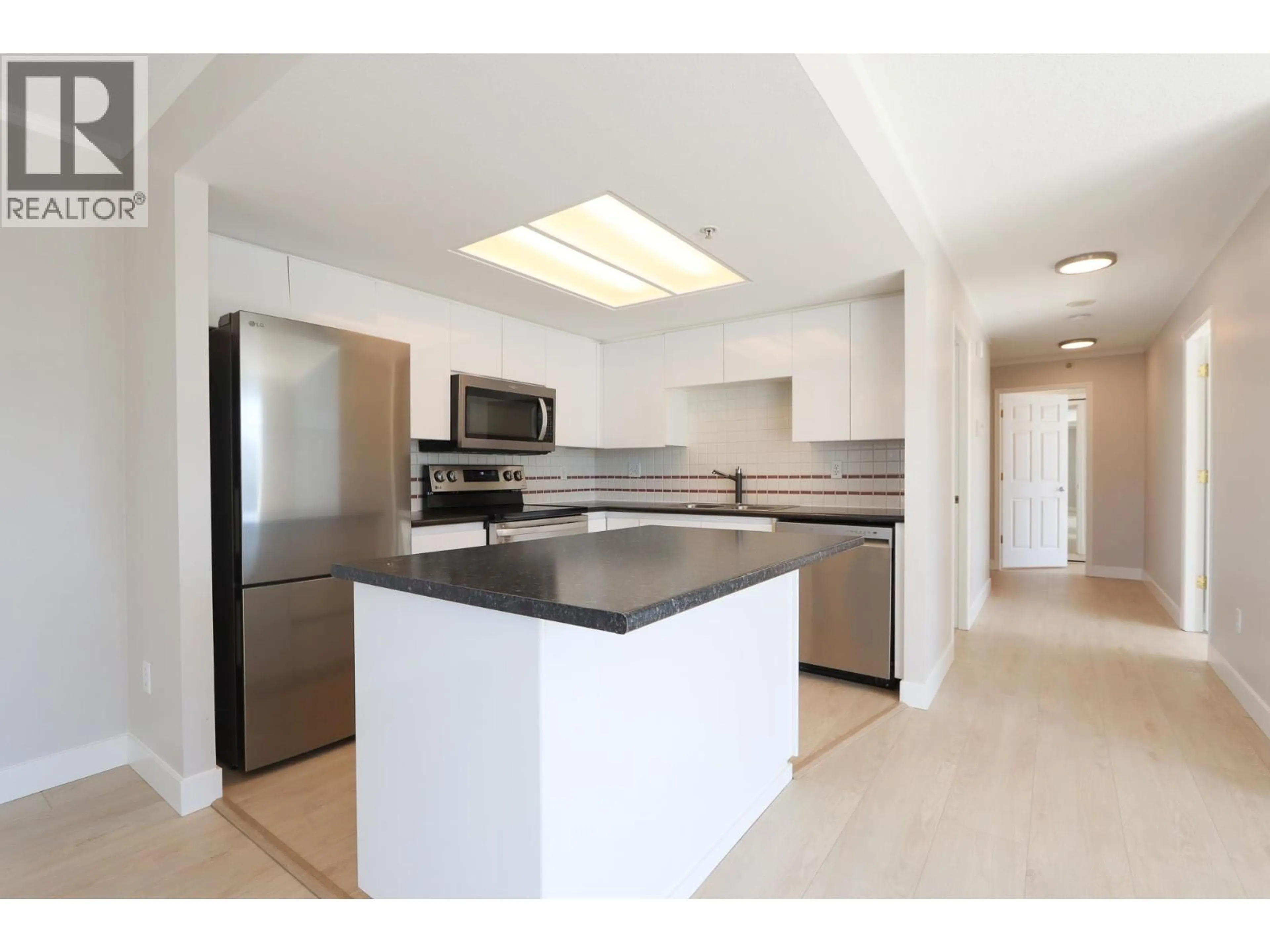 Open concept kitchen, ceramic/tile floor for 605 - 1255 MAIN STREET, Vancouver British Columbia V6A4G5