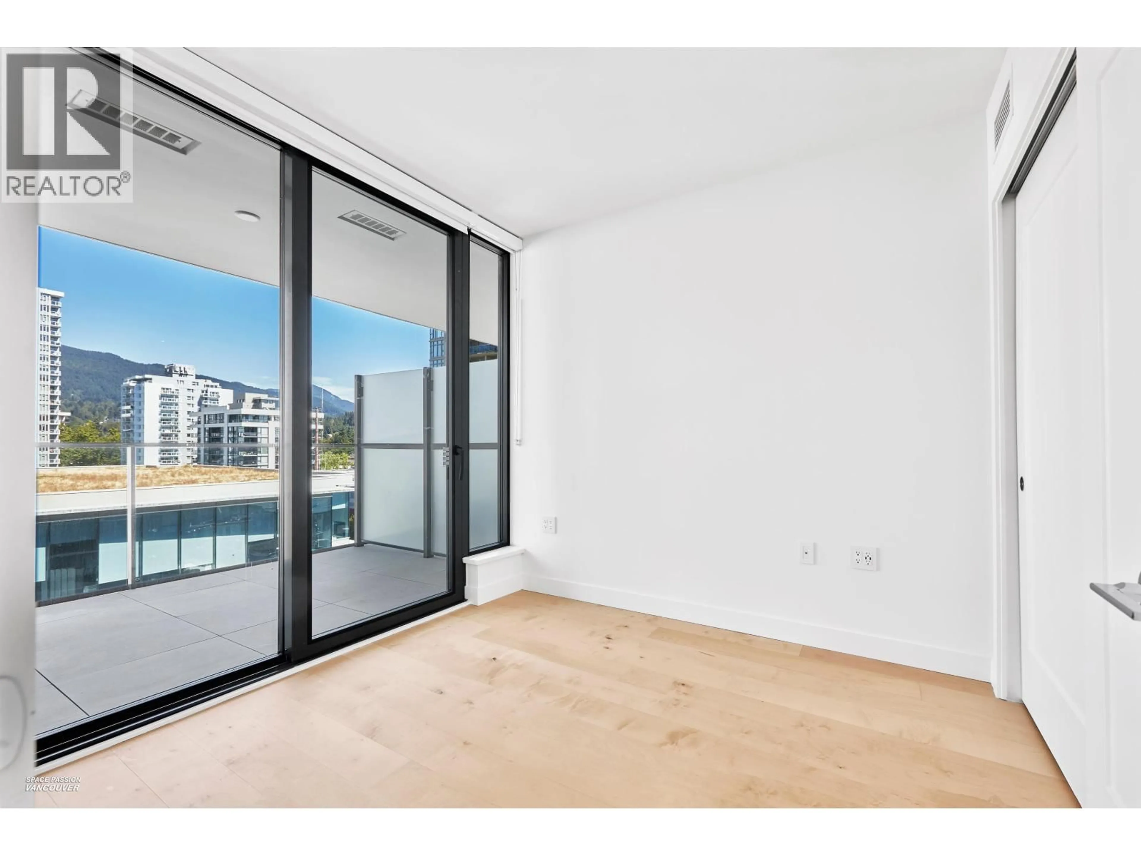 A pic of a room for 807 - 135 13TH STREET, Vancouver British Columbia V7L0J8