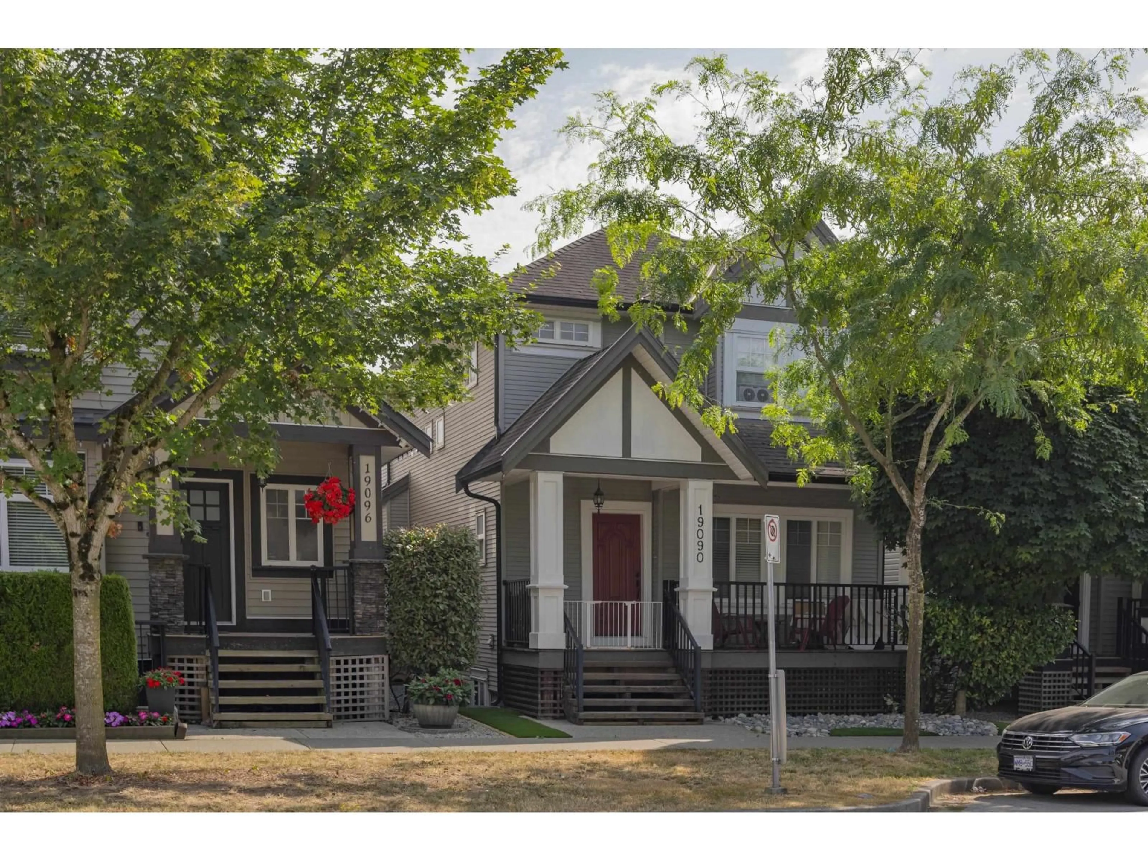 Home with vinyl exterior material, street for 19090 68, Surrey British Columbia V4N6A5