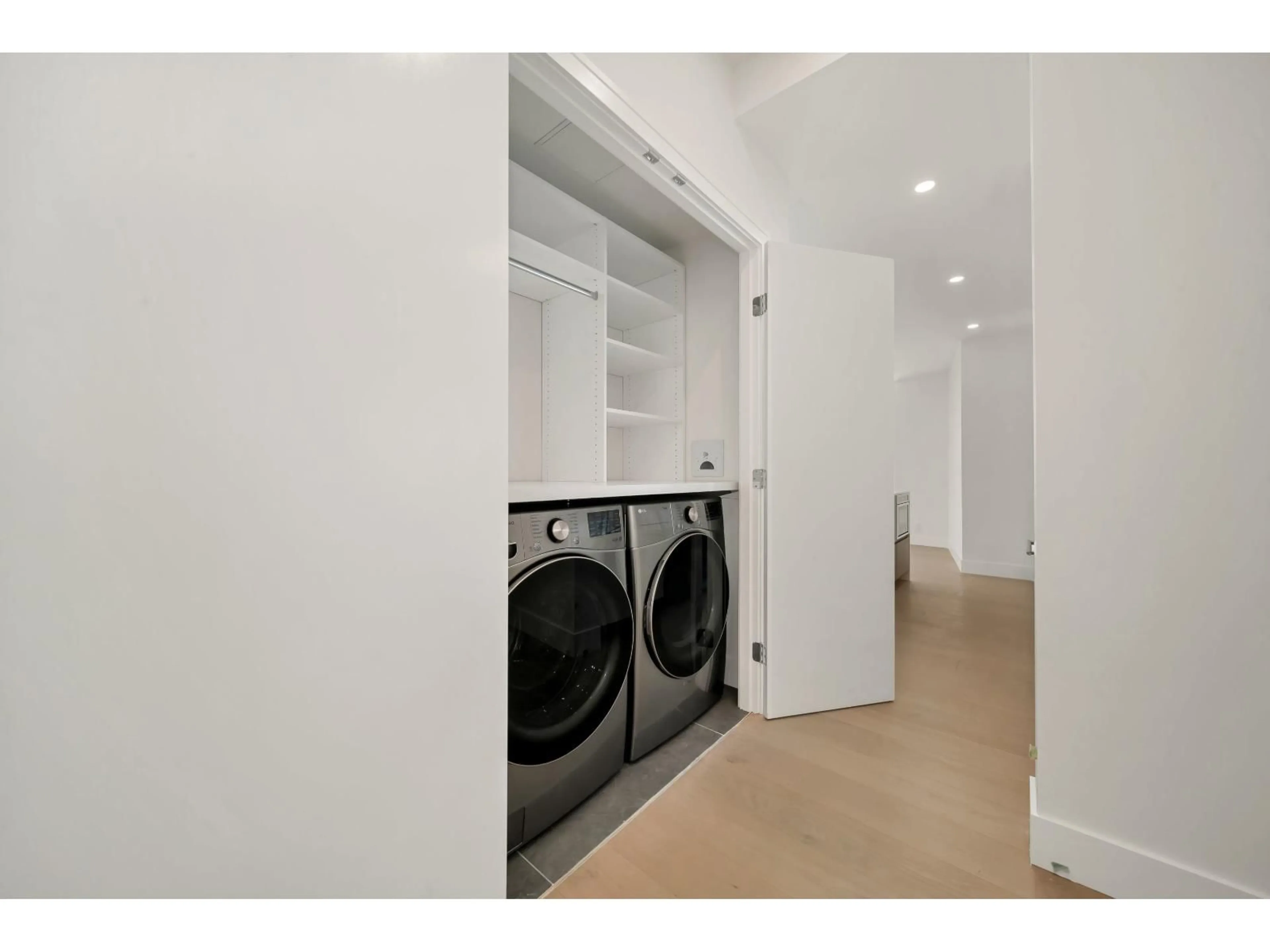 Laundry room for 604 - 1342 JOHNSTON, White Rock British Columbia V4B3Z2
