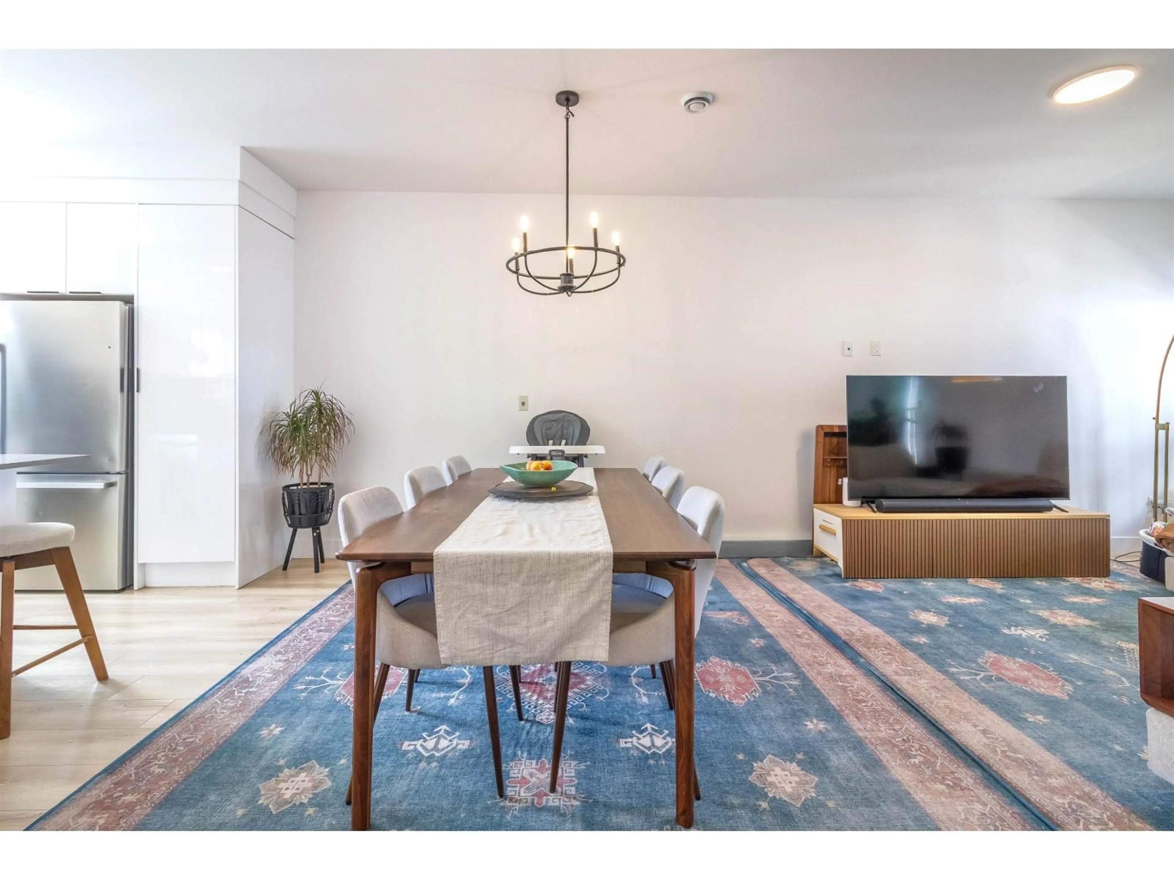 Dining room, wood/laminate floor for 31 - 18855 72, Surrey British Columbia V4N6X2