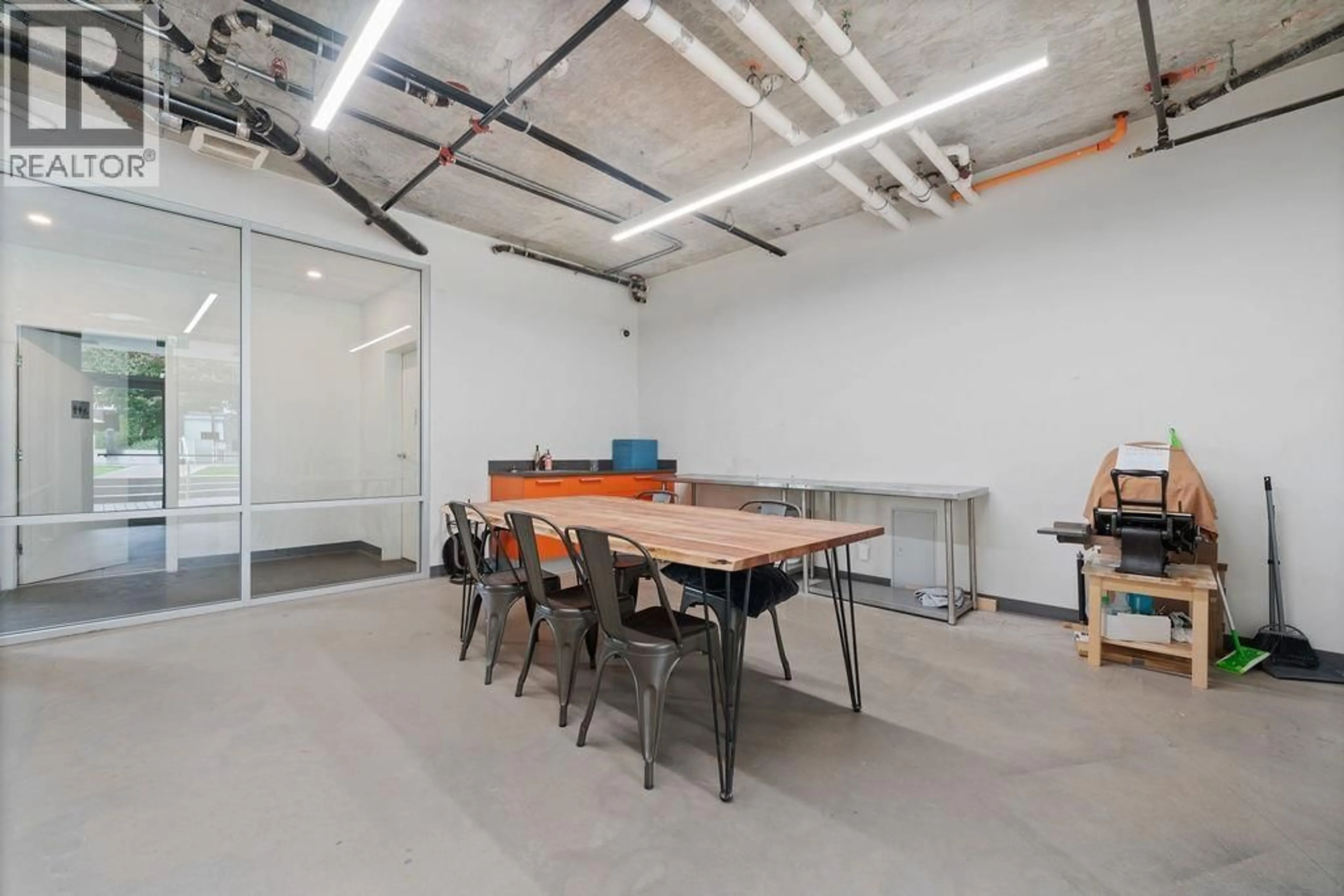 A pic of a room for 610 - 285 10TH AVENUE, Vancouver British Columbia V5T0H6