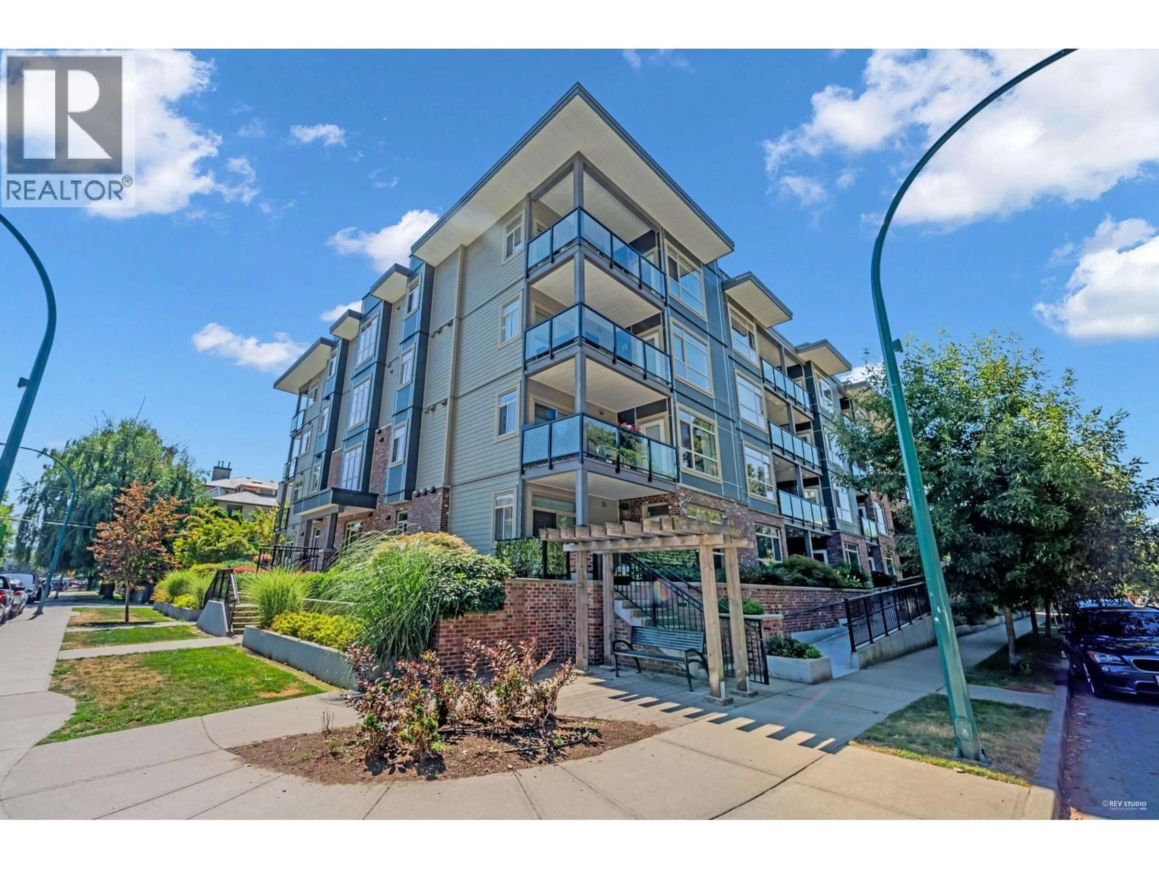 Unknown for 101 - 2436 KELLY AVENUE, Port Coquitlam British Columbia V3C0G9