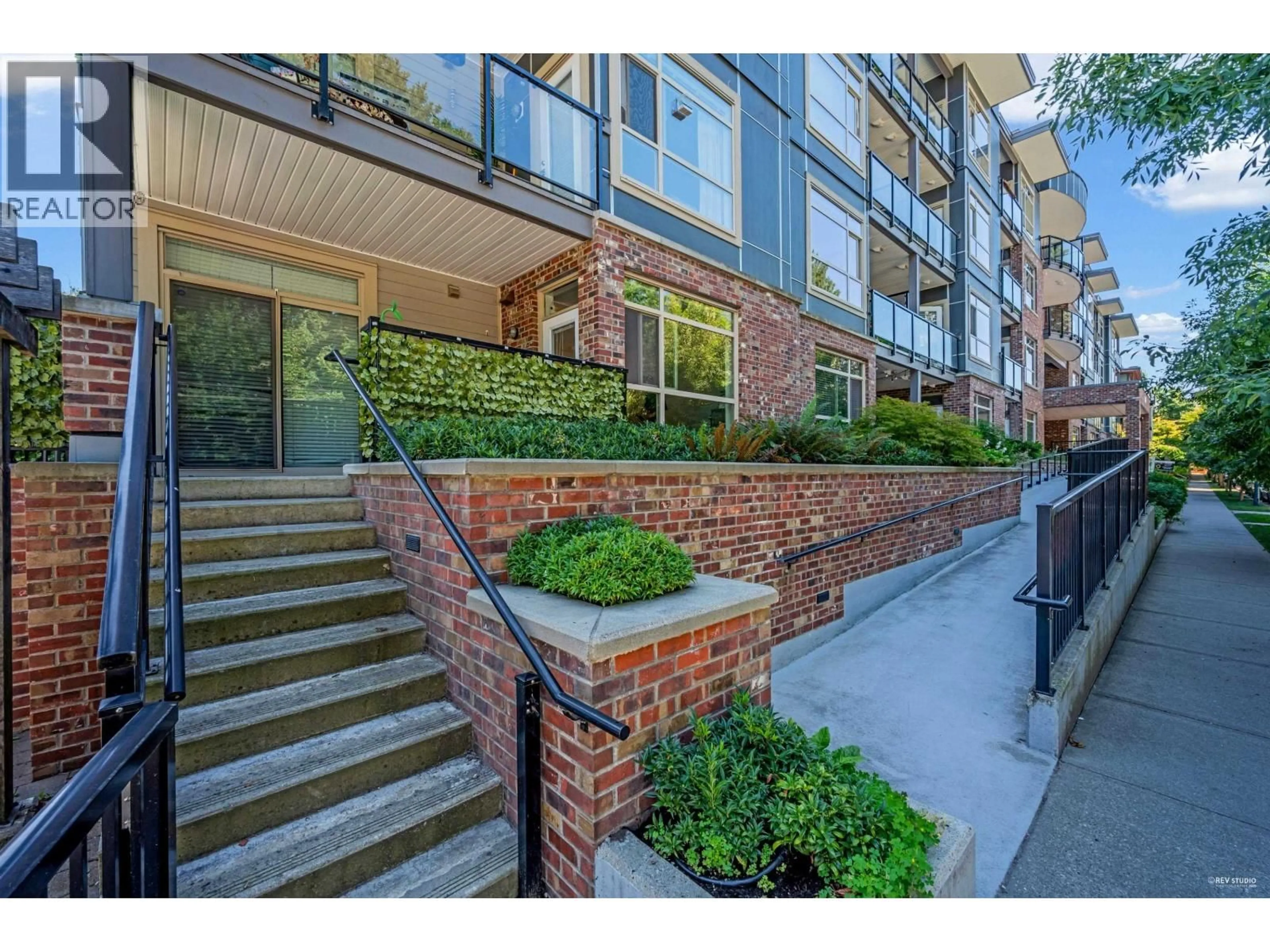 Unknown for 101 - 2436 KELLY AVENUE, Port Coquitlam British Columbia V3C0G9