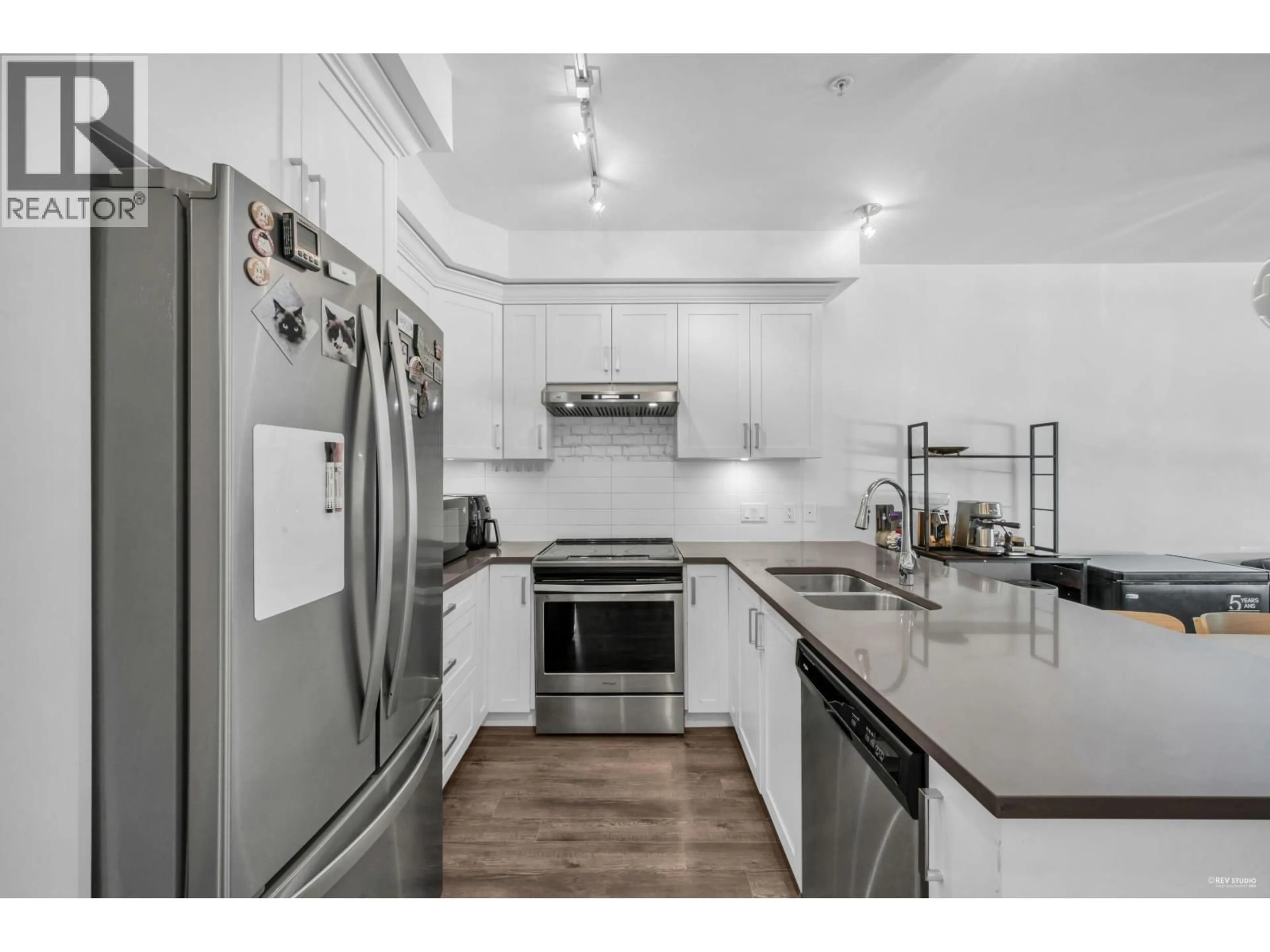 Unknown for 101 - 2436 KELLY AVENUE, Port Coquitlam British Columbia V3C0G9