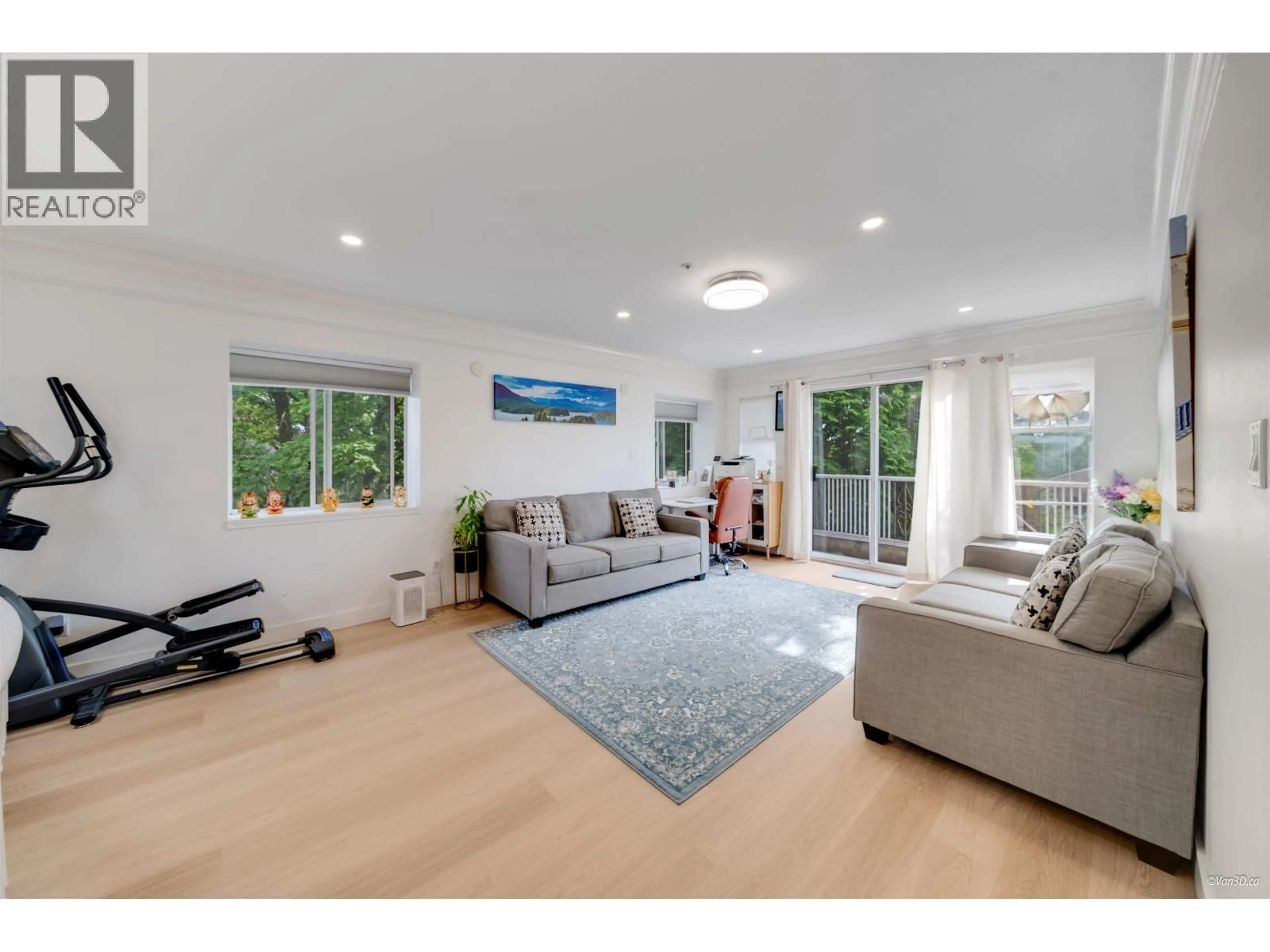 Living room with furniture, unknown for 707 63RD AVENUE, Vancouver British Columbia V5X2K6