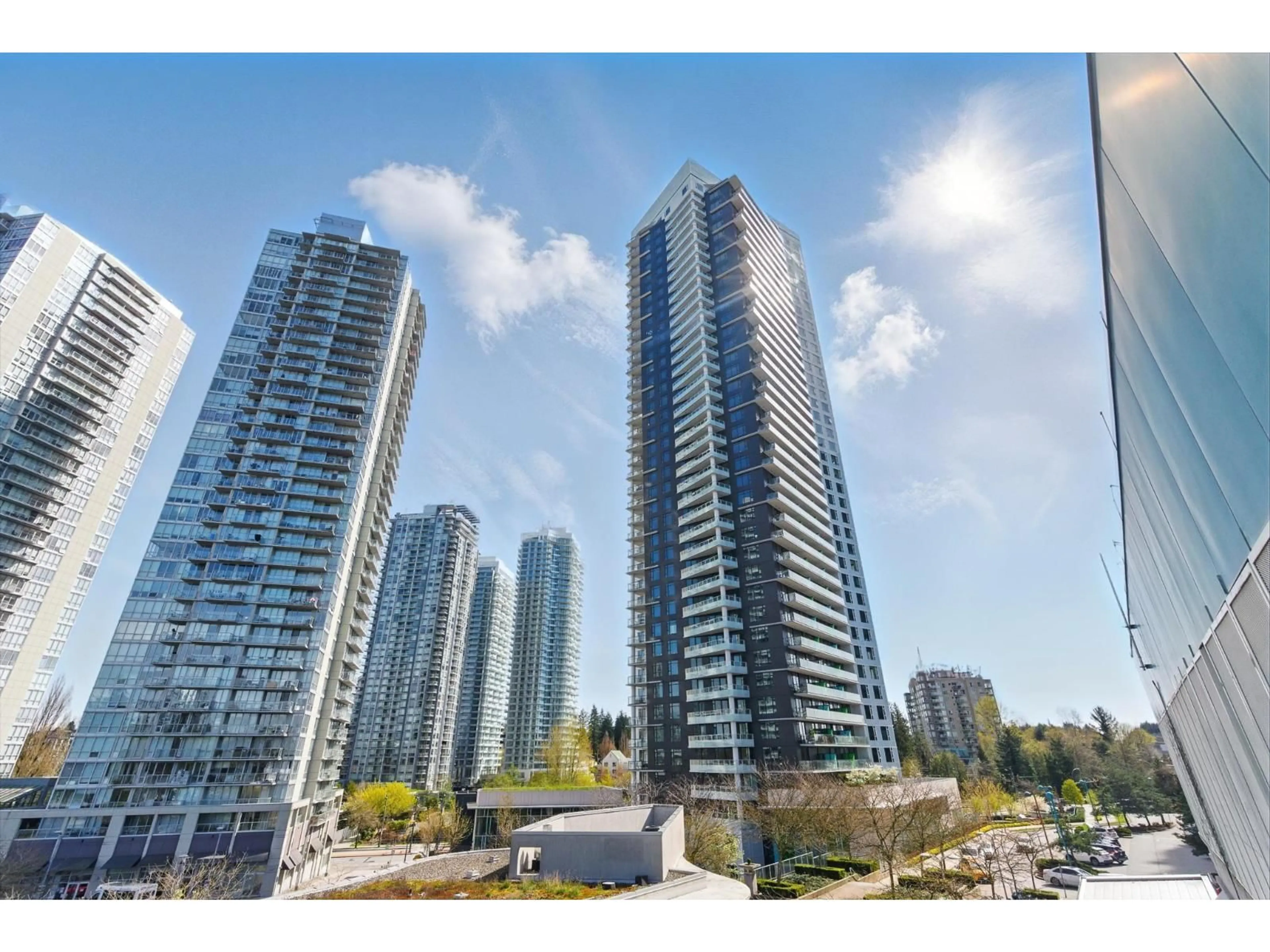 Unknown for 1504 - 9887 WHALLEY, Surrey British Columbia V3T0P4
