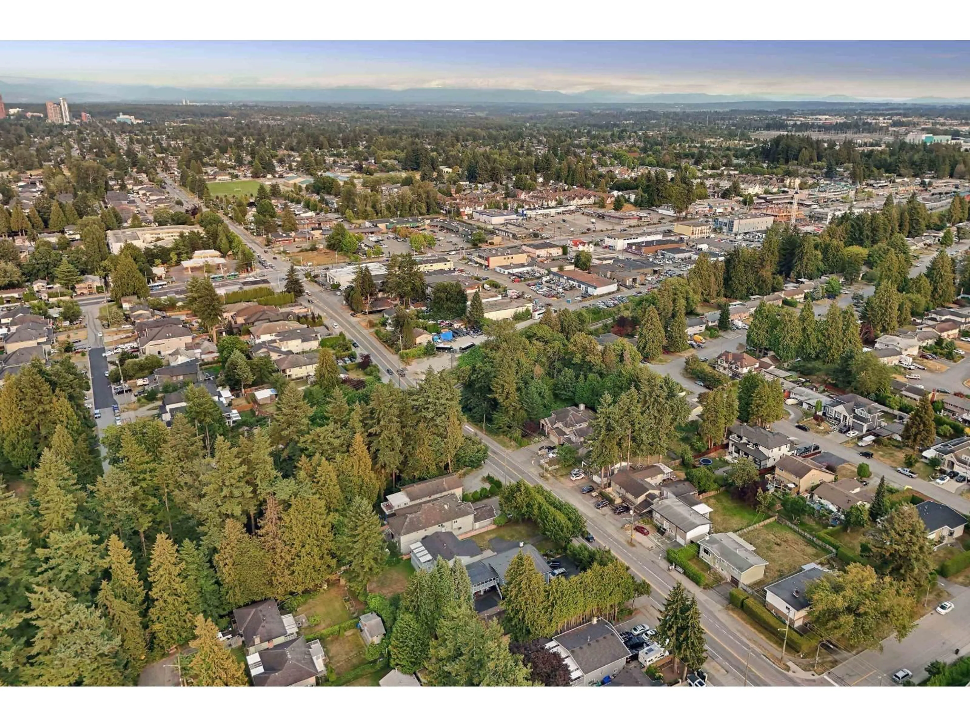 A pic from outside/outdoor area/front of a property/back of a property/a pic from drone, street for 11831 96, Surrey British Columbia V3V1W1