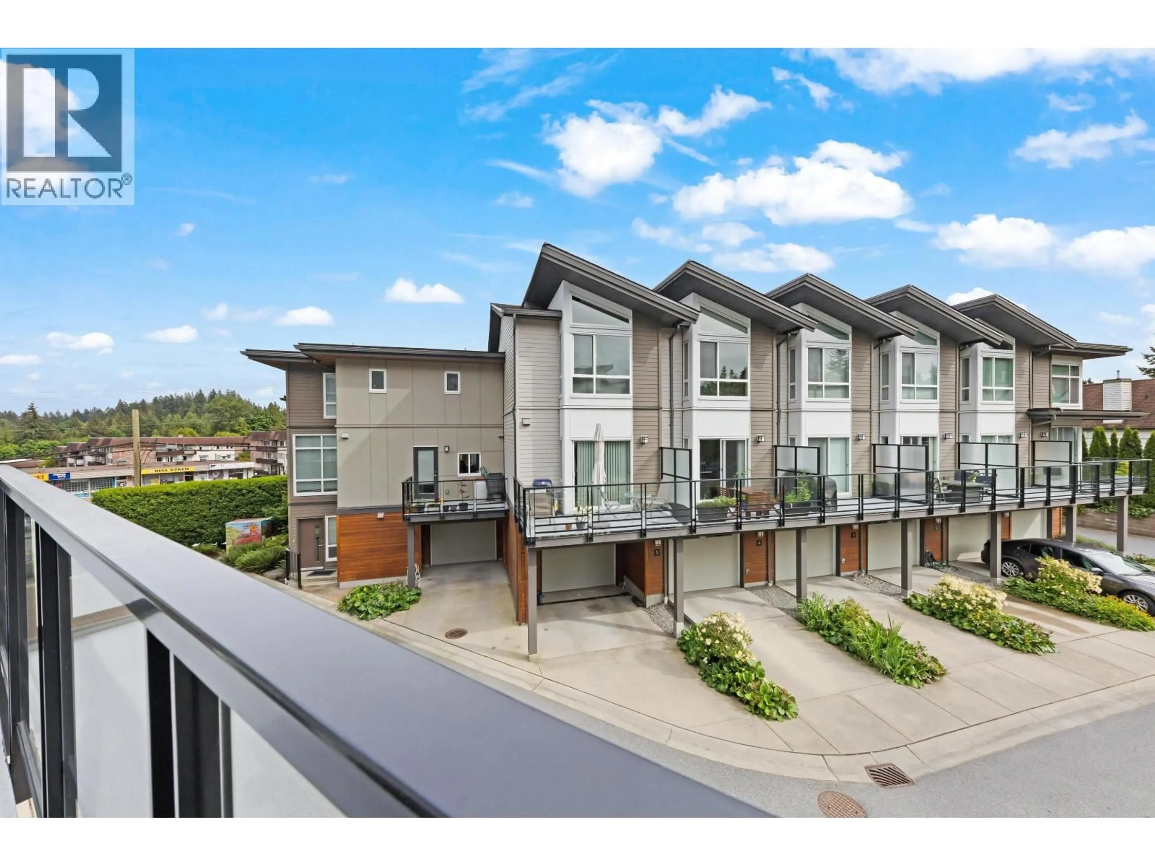 A pic from outside/outdoor area/front of a property/back of a property/a pic from drone, unknown for 13 - 909 CLARKE ROAD, Port Moody British Columbia V3H1L6