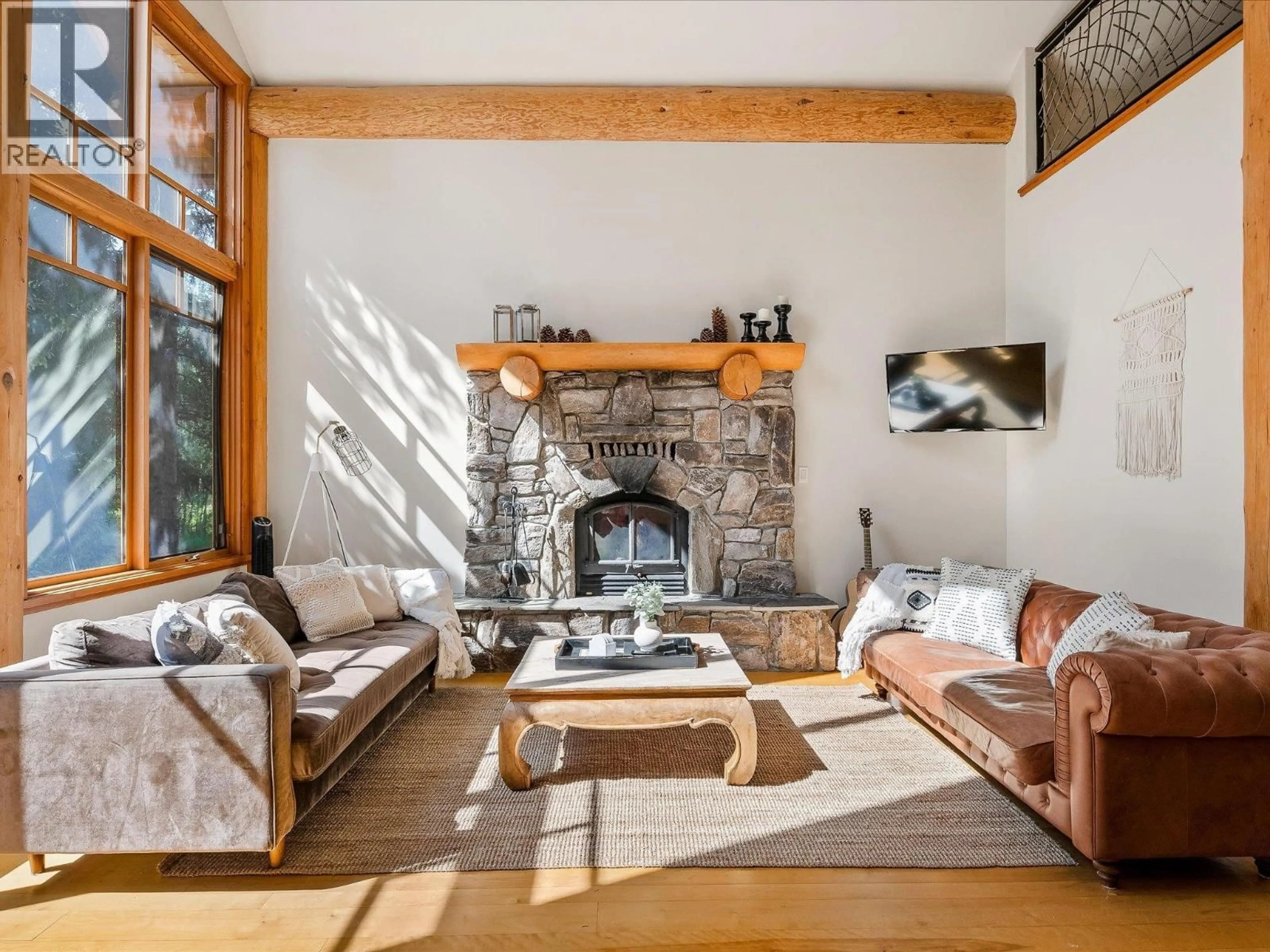 Living room with furniture, unknown for 8148 MUIRFIELD CRESCENT, Whistler British Columbia V8E1J7