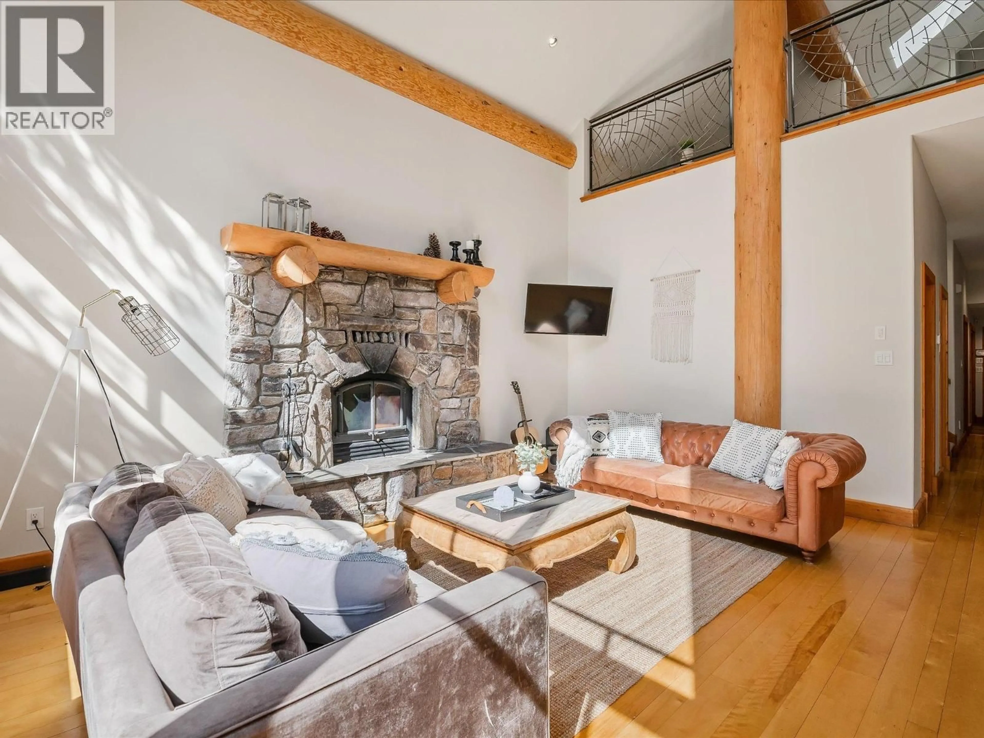 Living room with furniture, unknown for 8148 MUIRFIELD CRESCENT, Whistler British Columbia V8E1J7