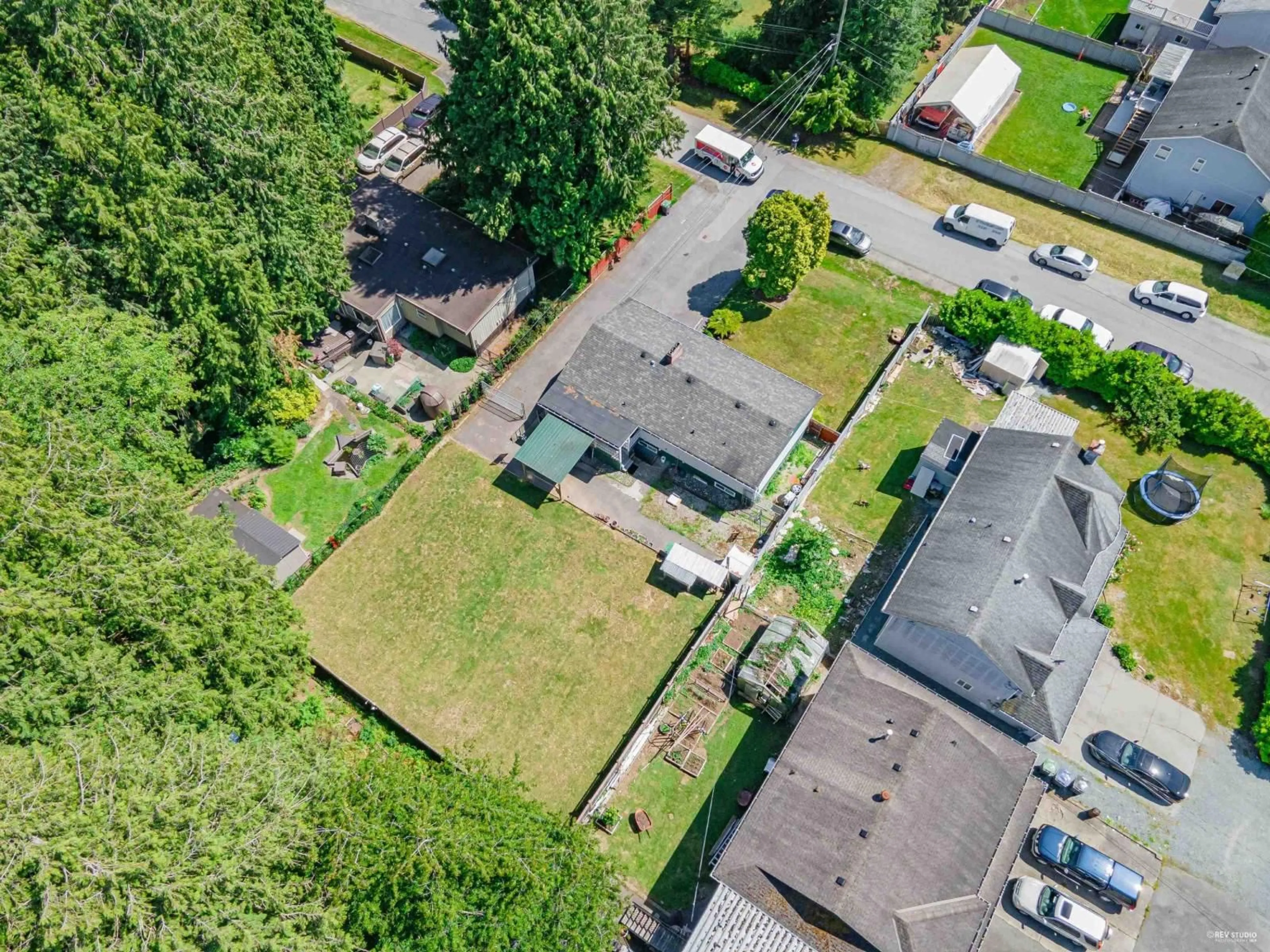 A pic from outside/outdoor area/front of a property/back of a property/a pic from drone, street for 13733 67A, Surrey British Columbia V3W2C2